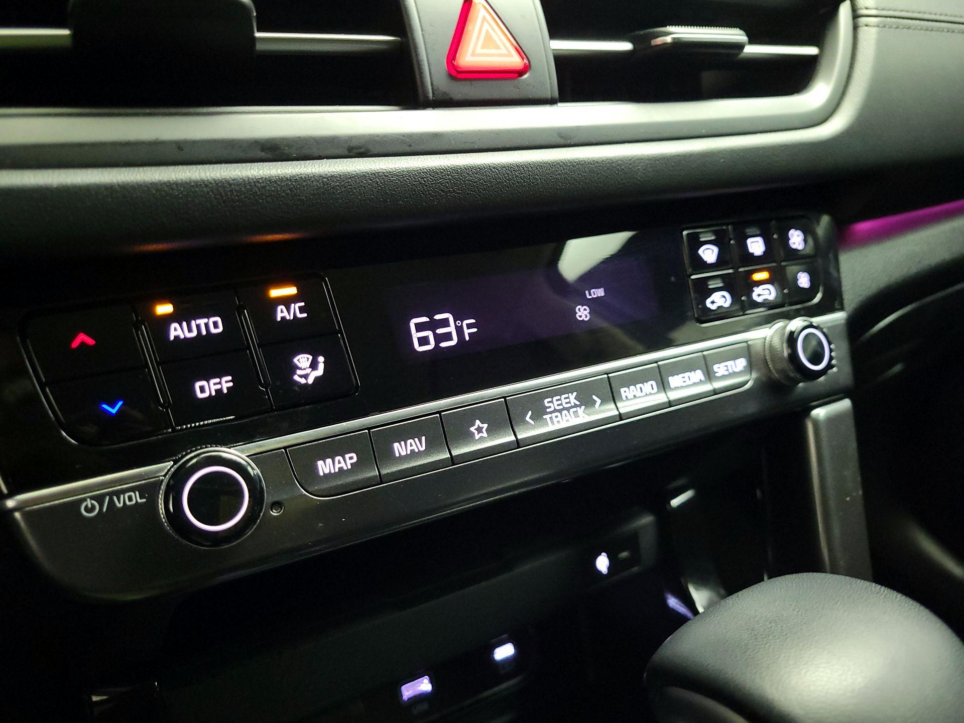 Thumbnail: 2024 Kia Seltos - 17