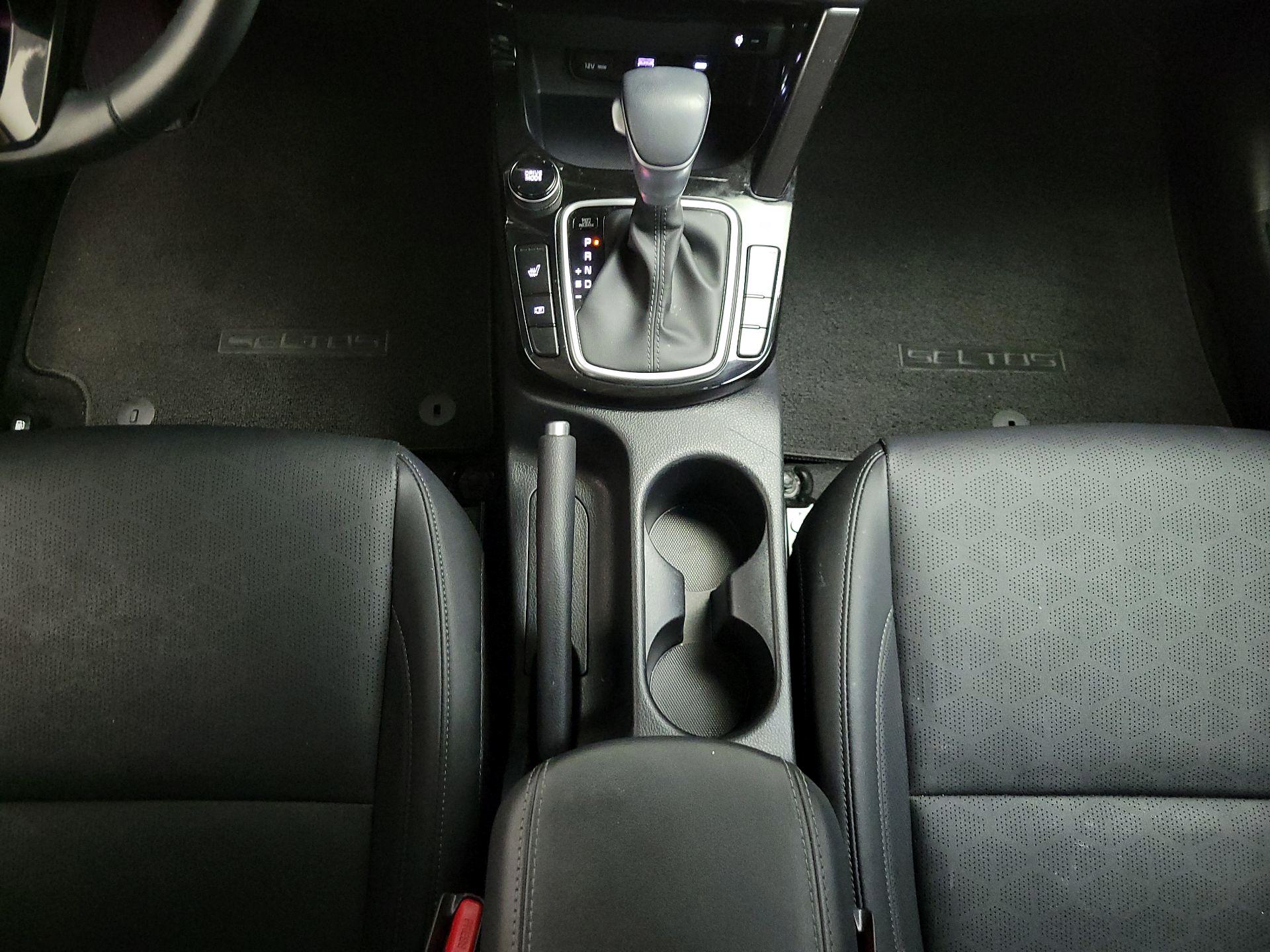 Thumbnail: 2024 Kia Seltos - 18