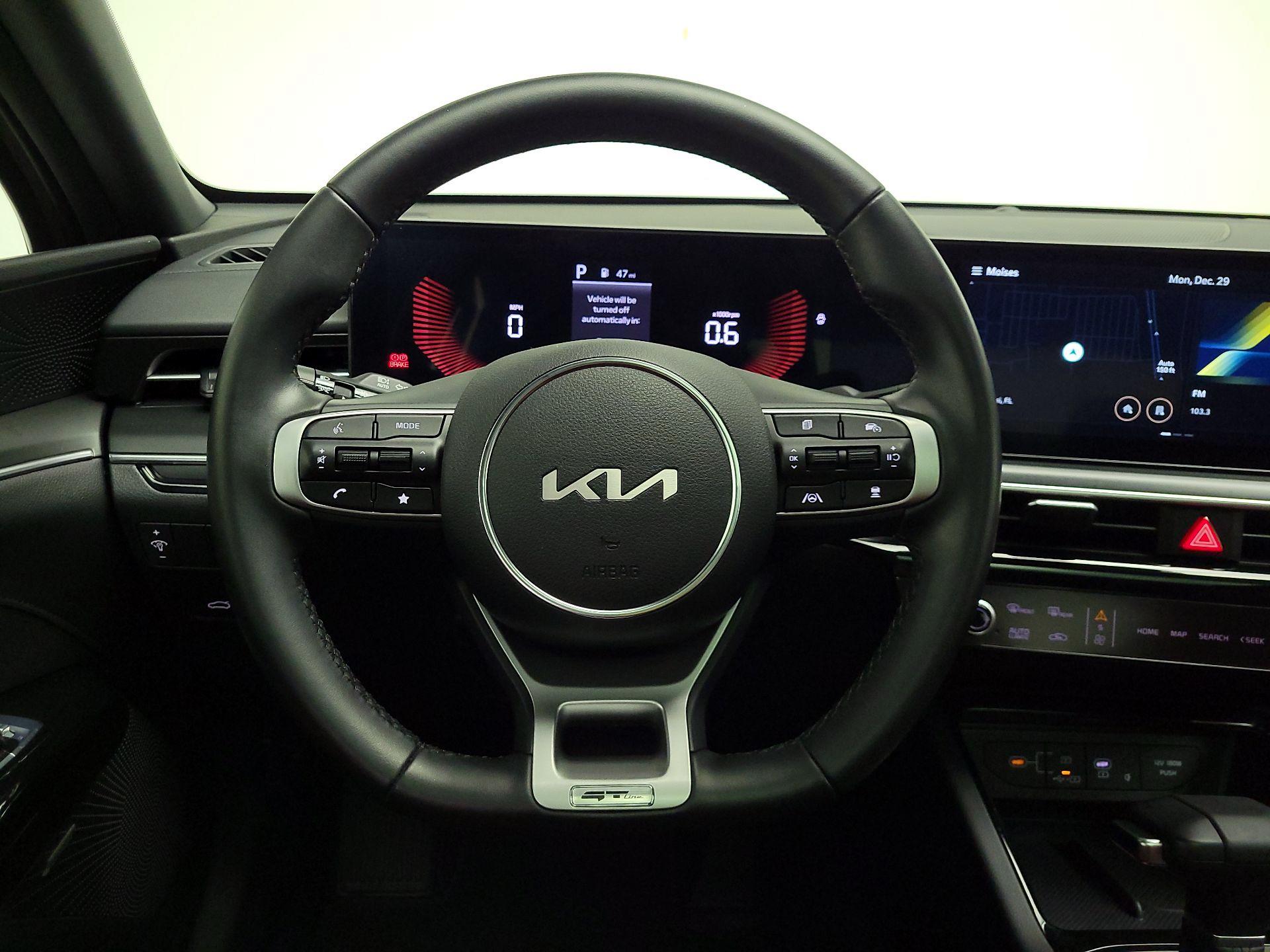 Thumbnail: 2025 Kia K5 - 10