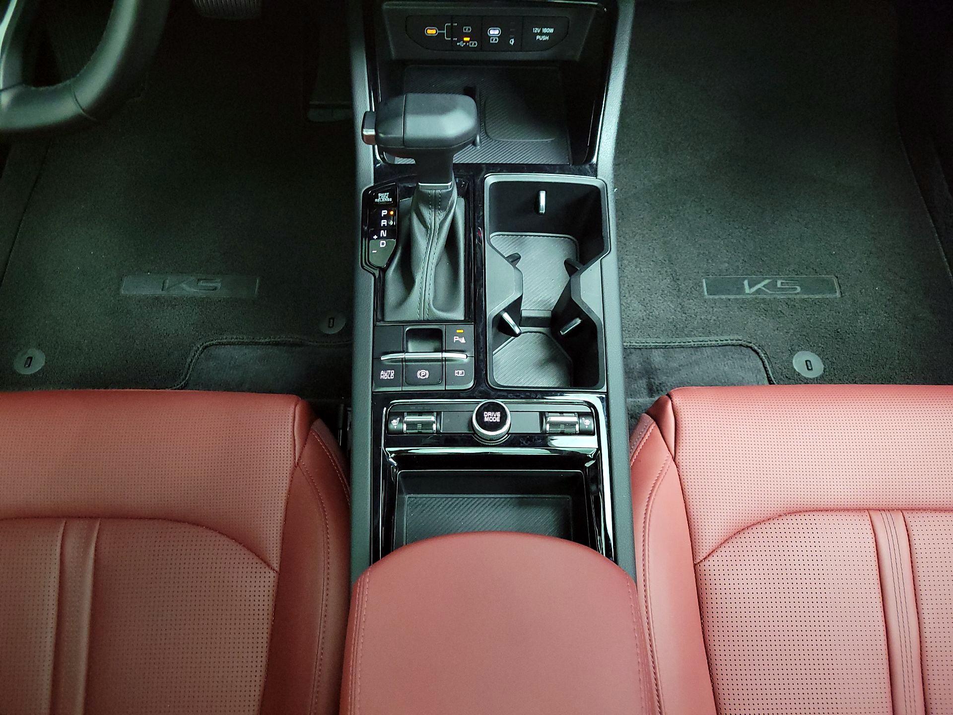 Thumbnail: 2025 Kia K5 - 18