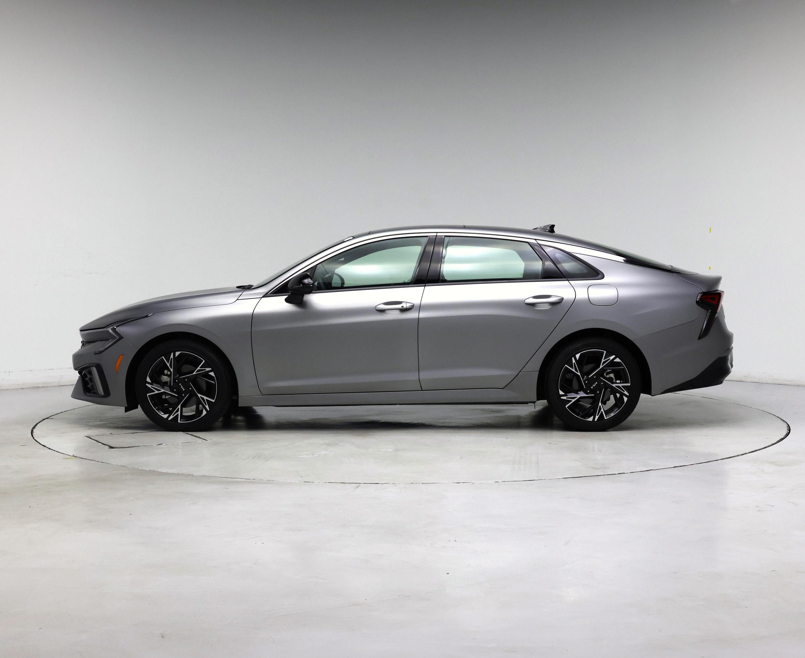 Thumbnail: 2025 Kia K5 - 3