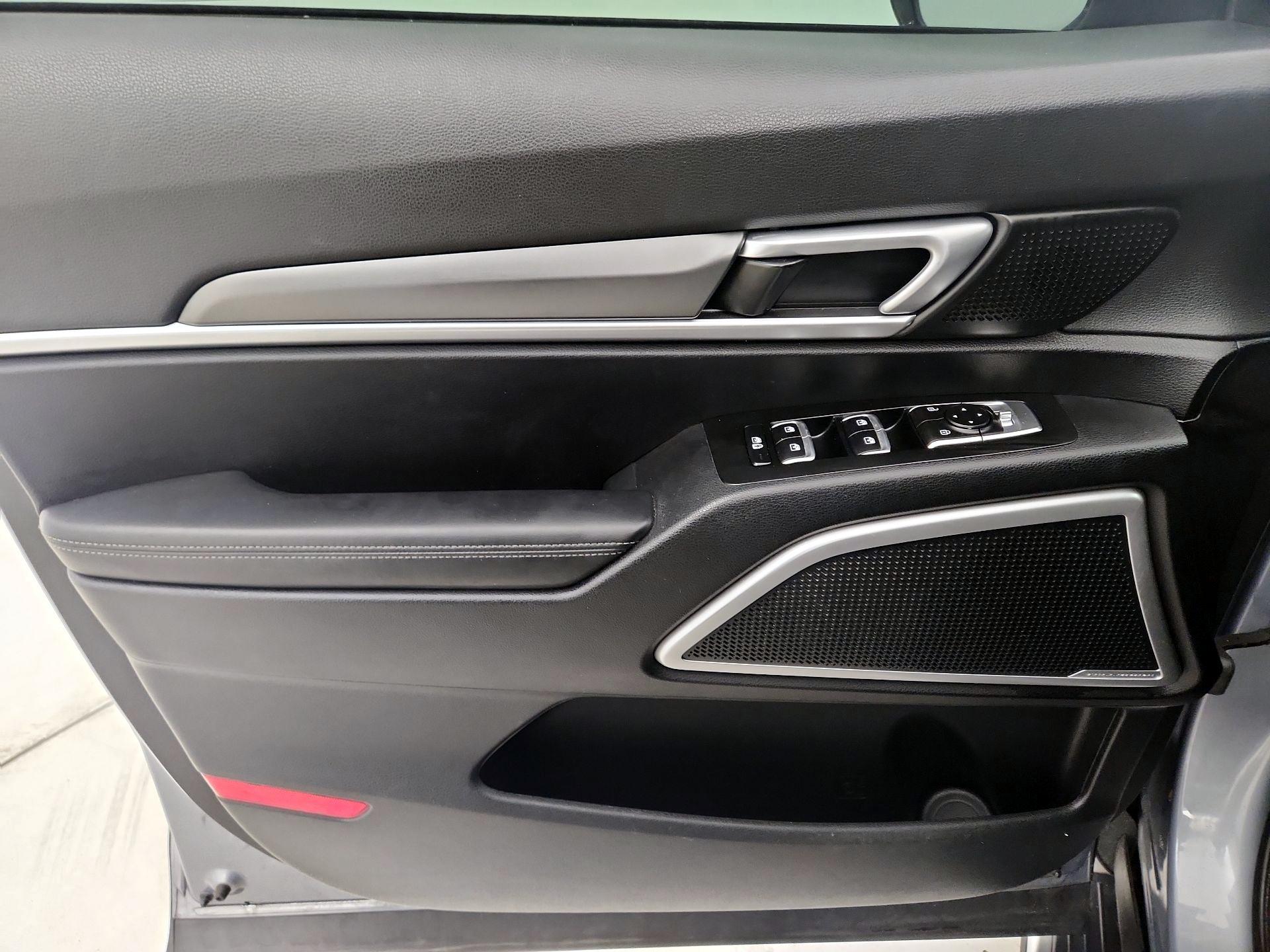 Thumbnail: 2021 Kia Telluride - 12