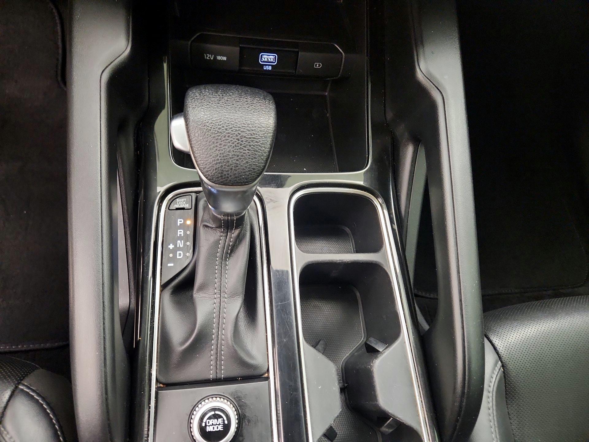 Thumbnail: 2021 Kia Telluride - 17