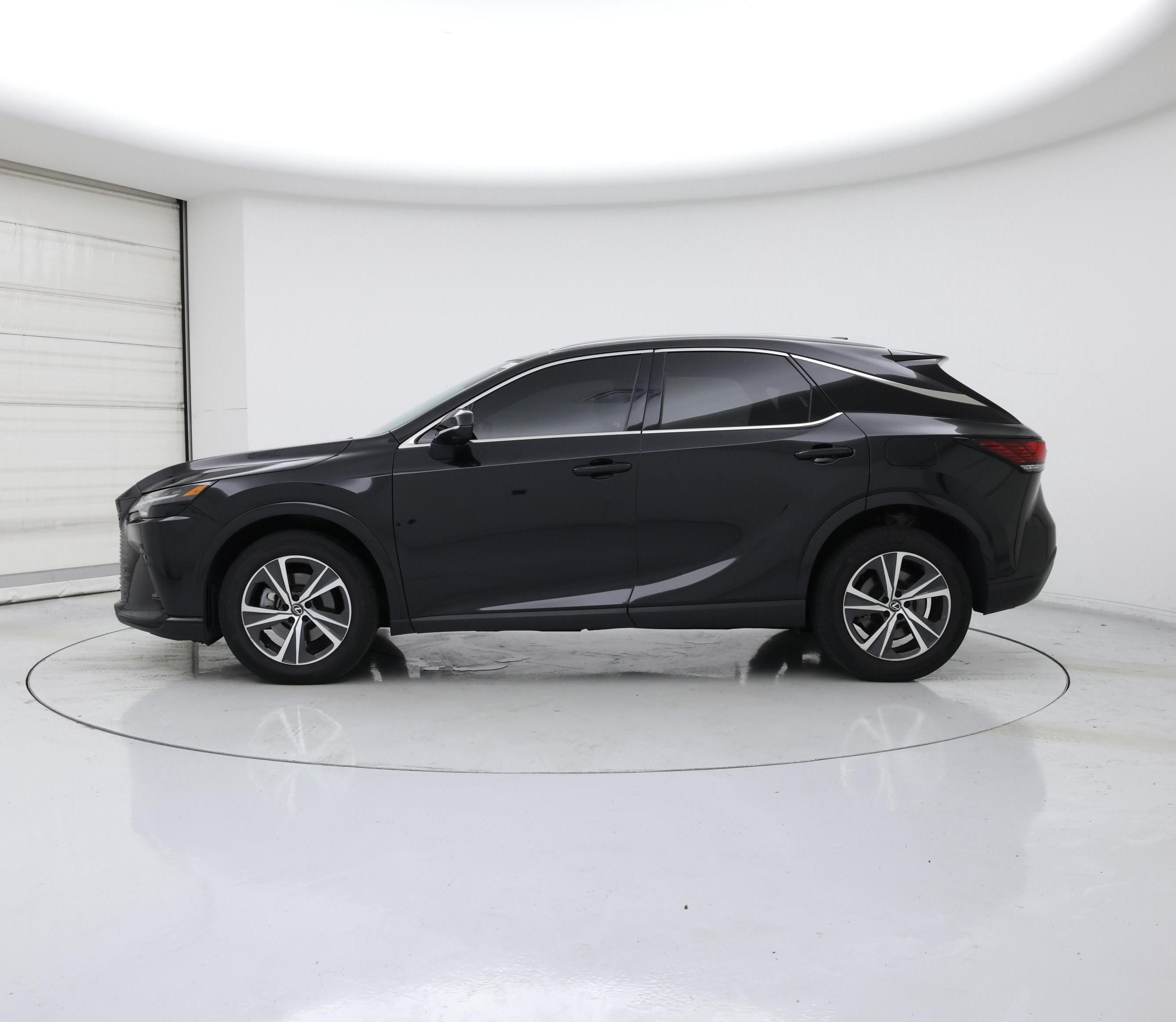 Thumbnail: 2023 Lexus RX - 3