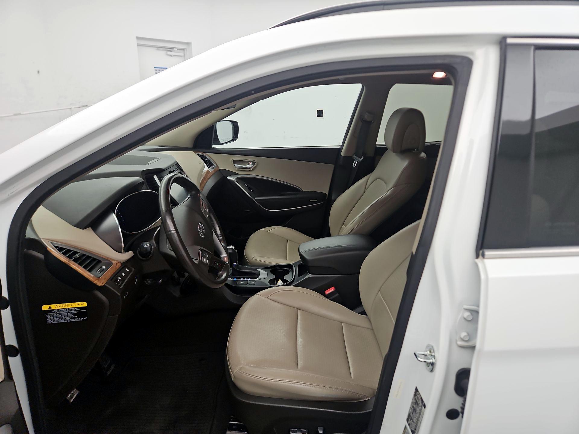 Thumbnail: 2015 Hyundai Santa Fe - 11