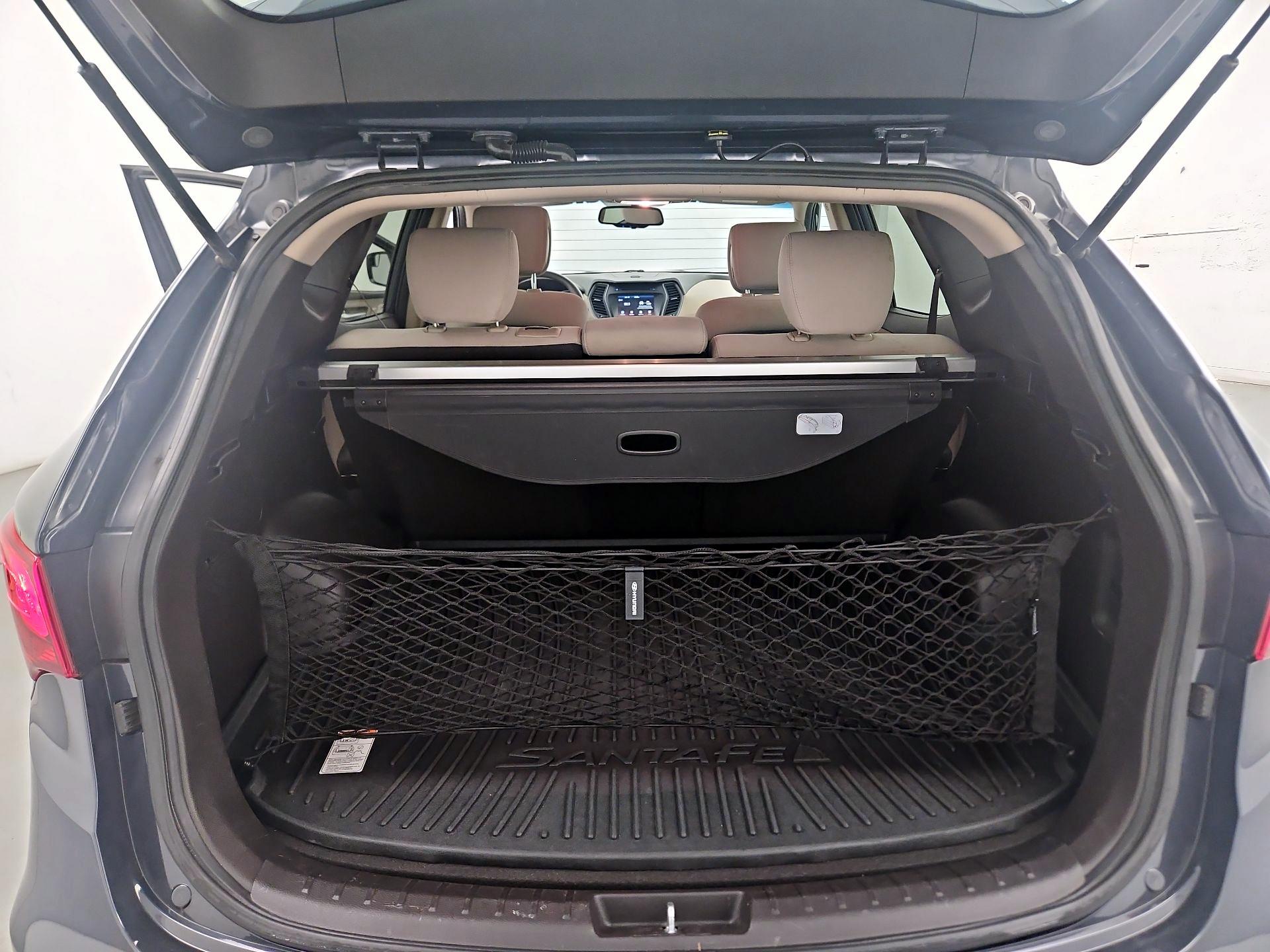 Thumbnail: 2017 Hyundai Santa Fe - 20