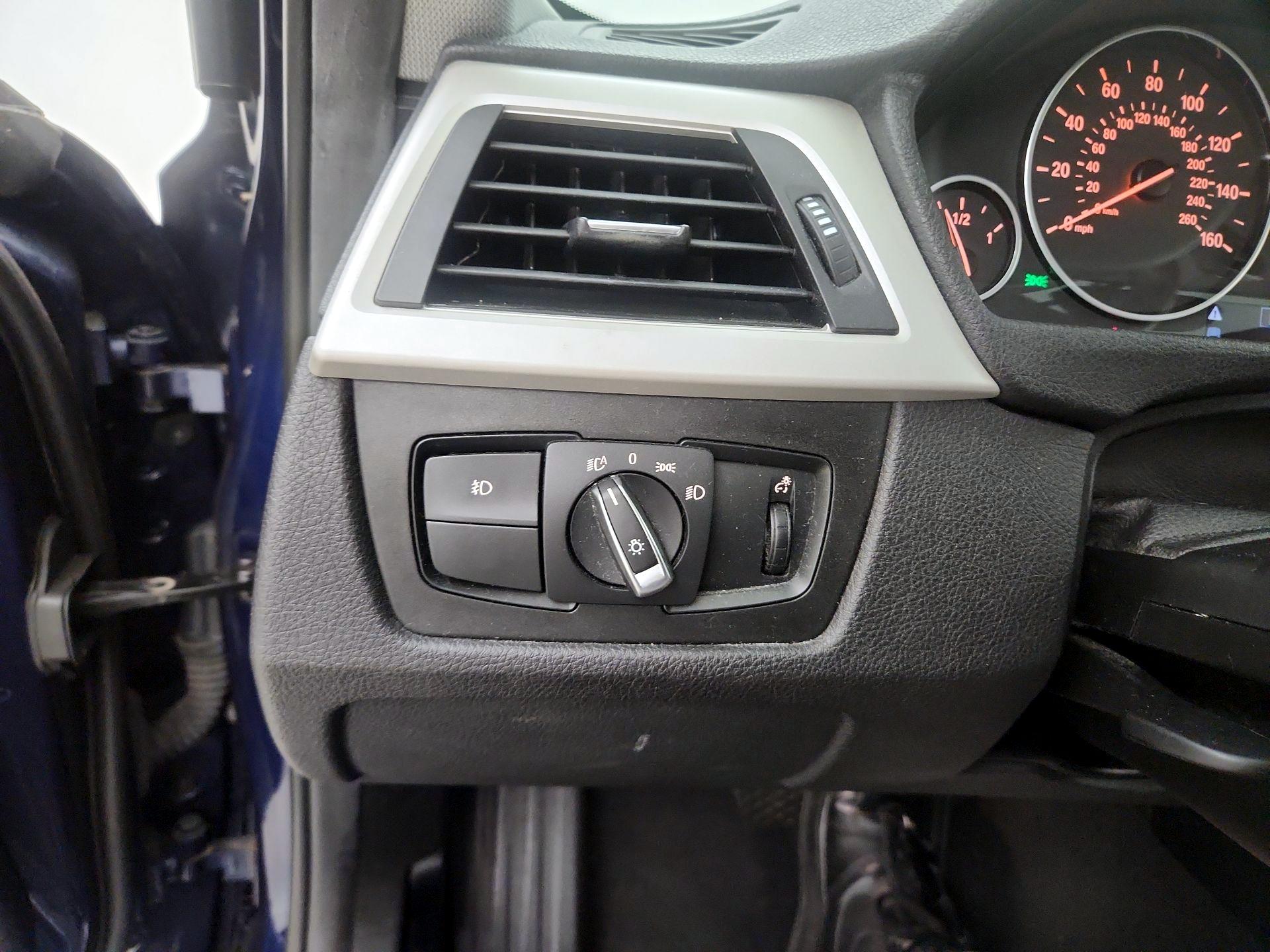 Thumbnail: 2017 BMW 3 Series - 13