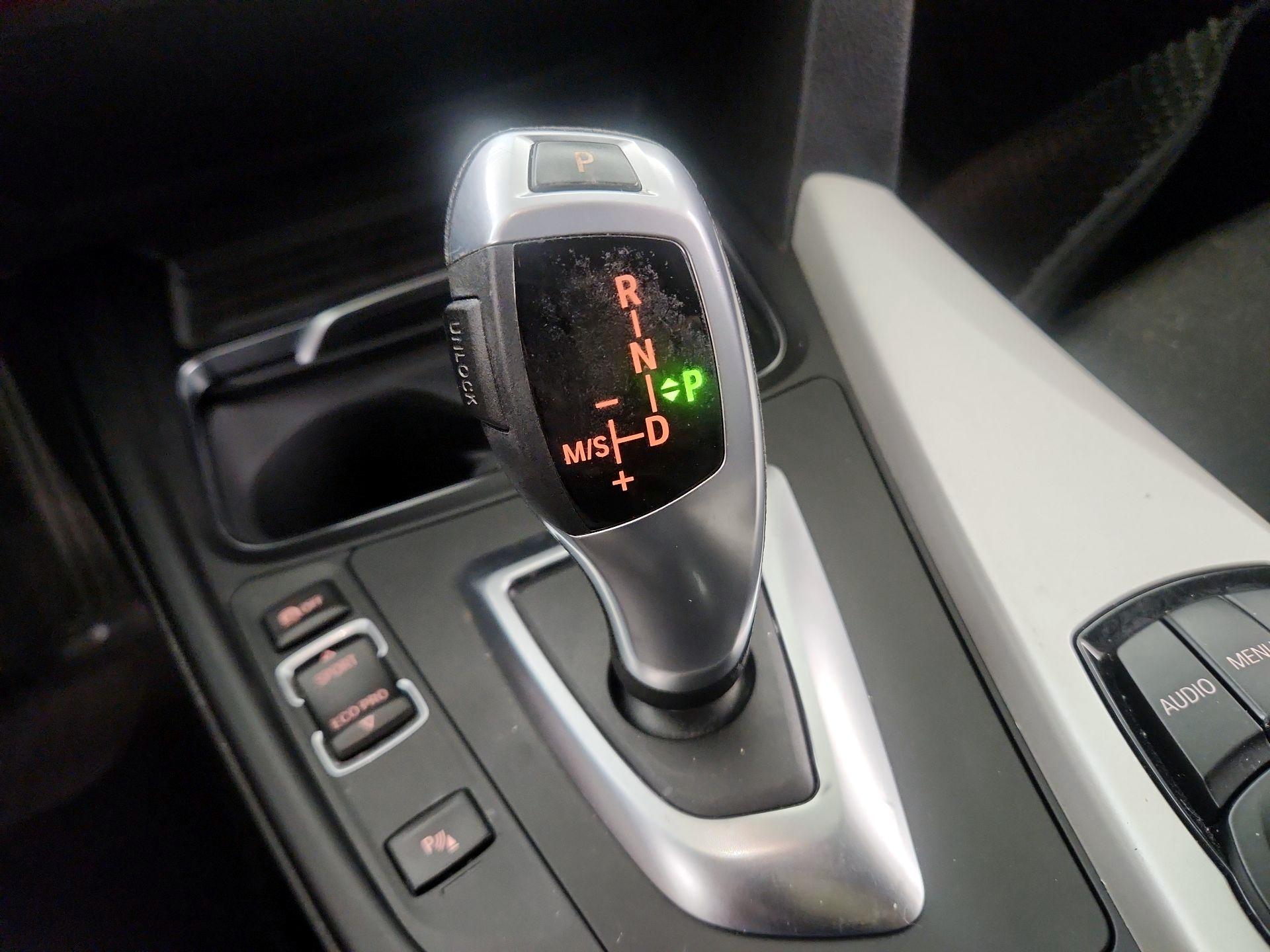 Thumbnail: 2017 BMW 3 Series - 17