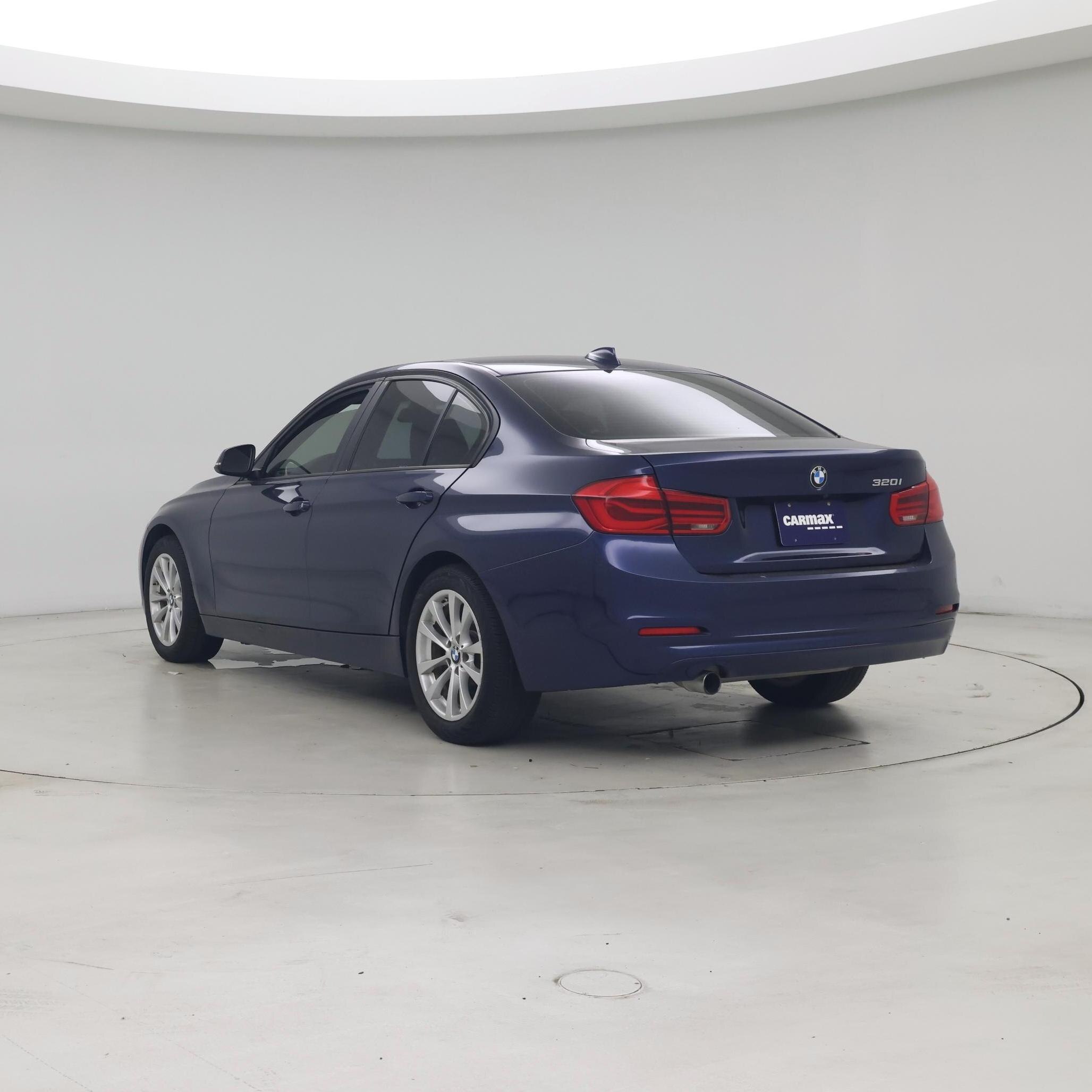 Thumbnail: 2017 BMW 3 Series - 2