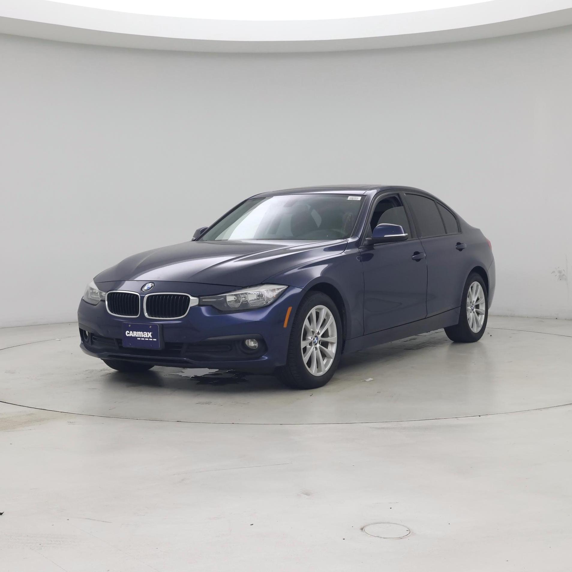 Thumbnail: 2017 BMW 3 Series - 4