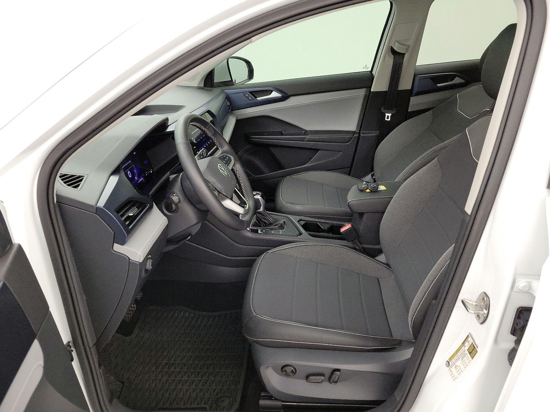 Thumbnail: 2024 Volkswagen Taos - 11