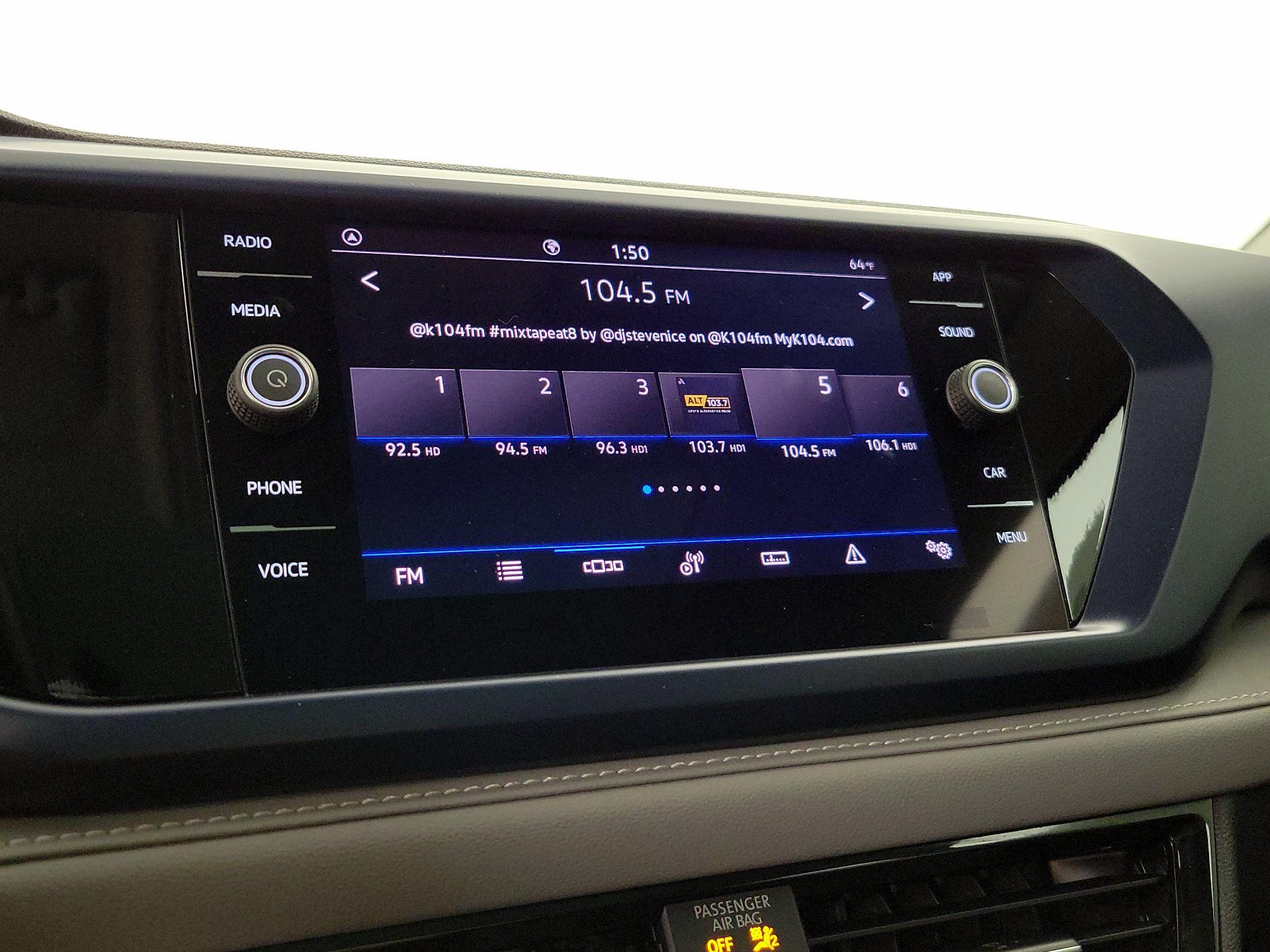 Thumbnail: 2024 Volkswagen Taos - 15