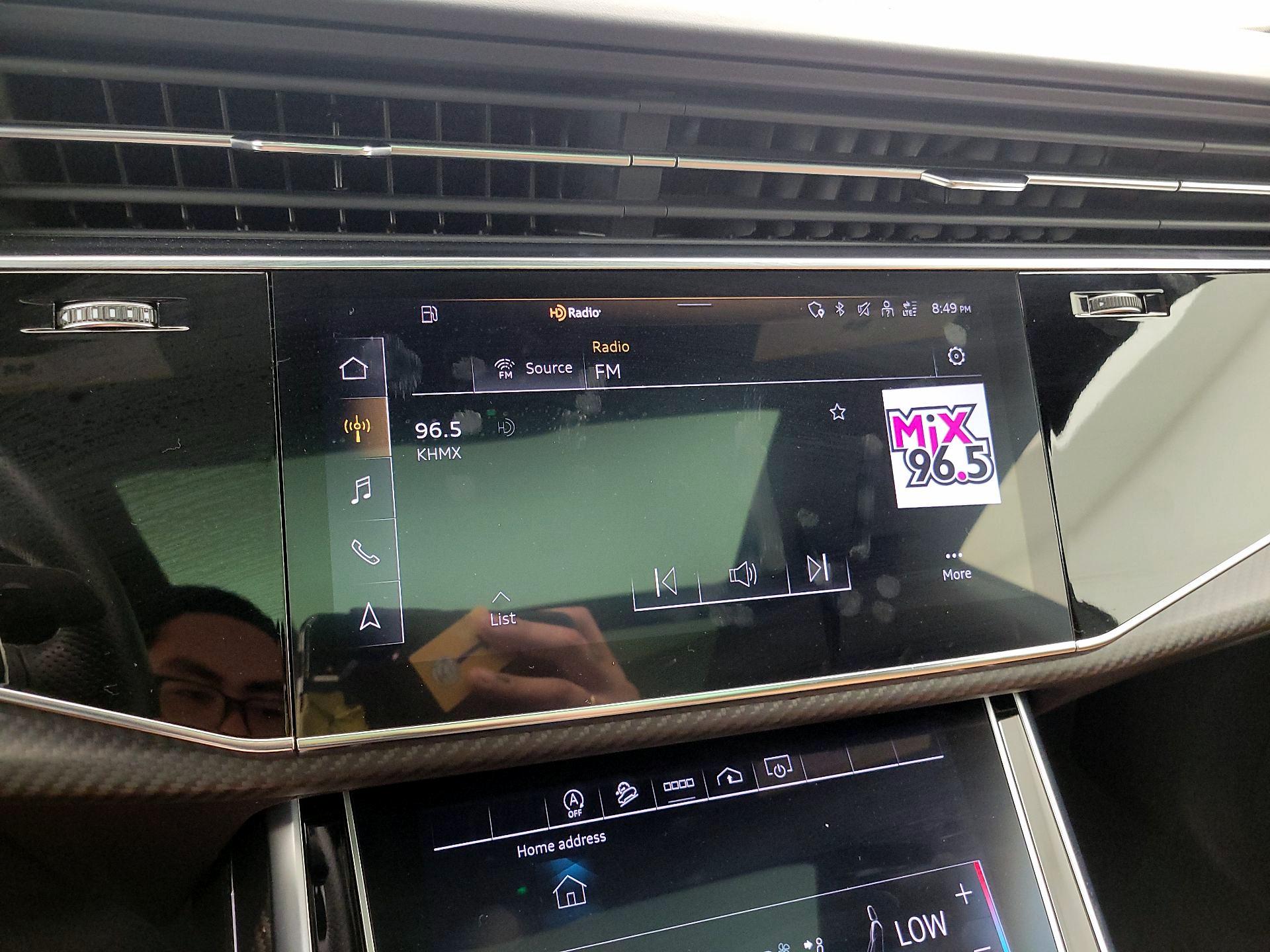 Thumbnail: 2023 Audi RS Q8 - 16