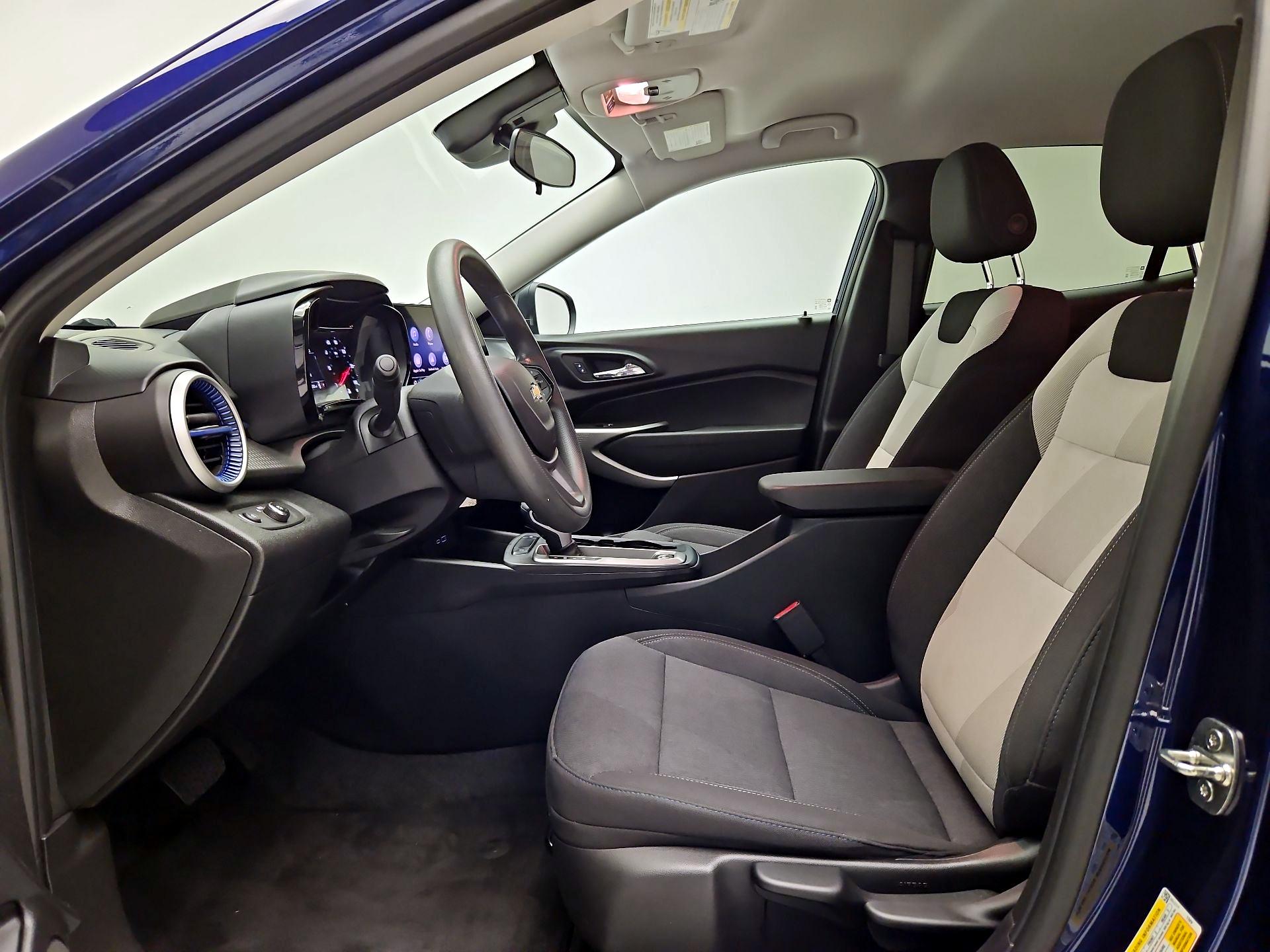 Thumbnail: 2024 Chevrolet Trax - 11