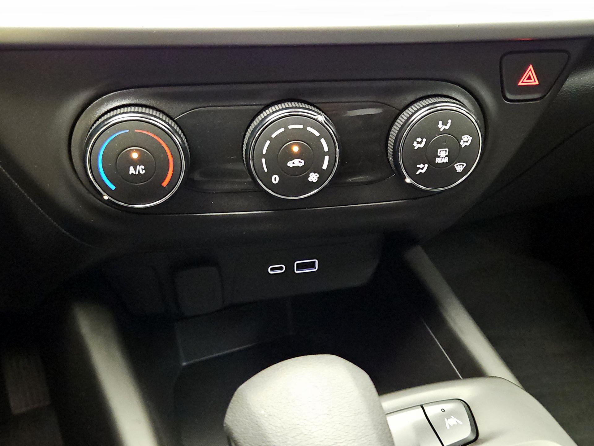 Thumbnail: 2024 Chevrolet Trax - 16