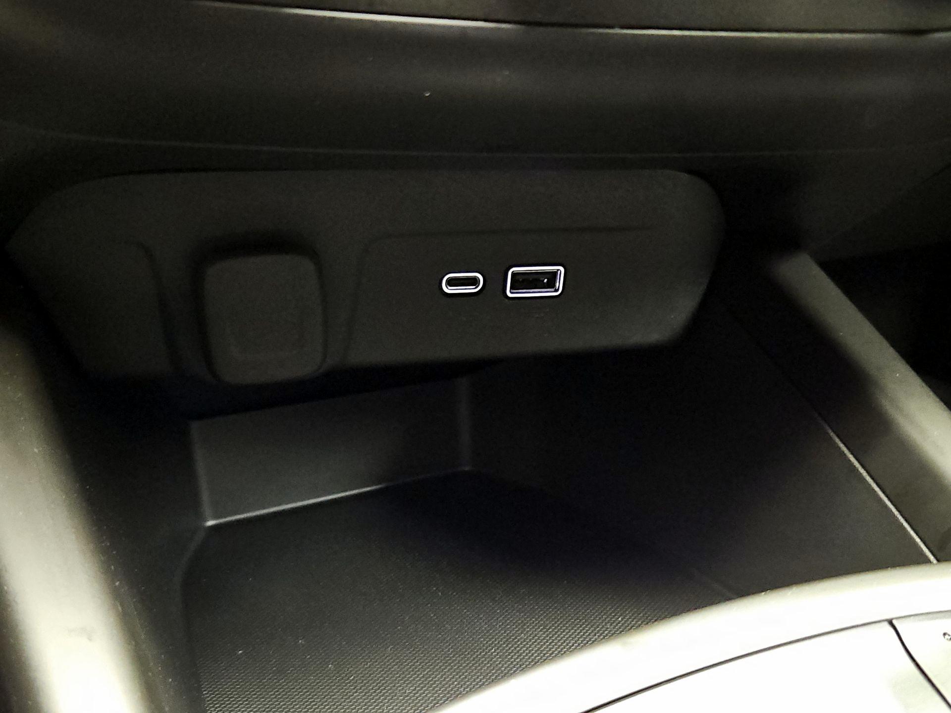 Thumbnail: 2024 Chevrolet Trax - 18