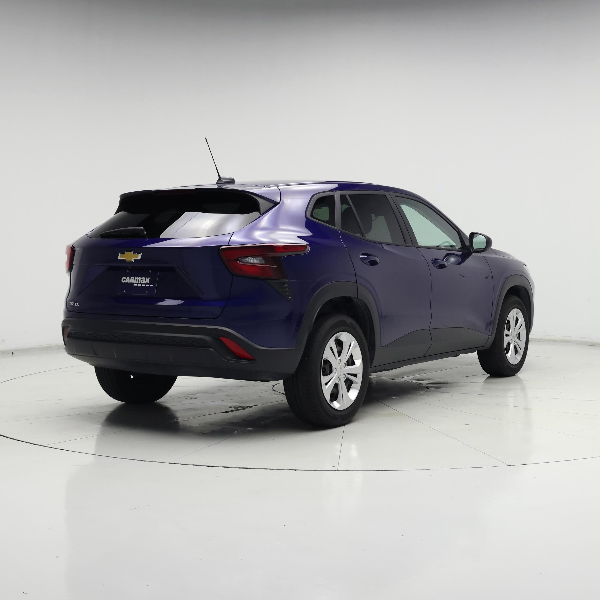 Thumbnail: 2024 Chevrolet Trax - 8