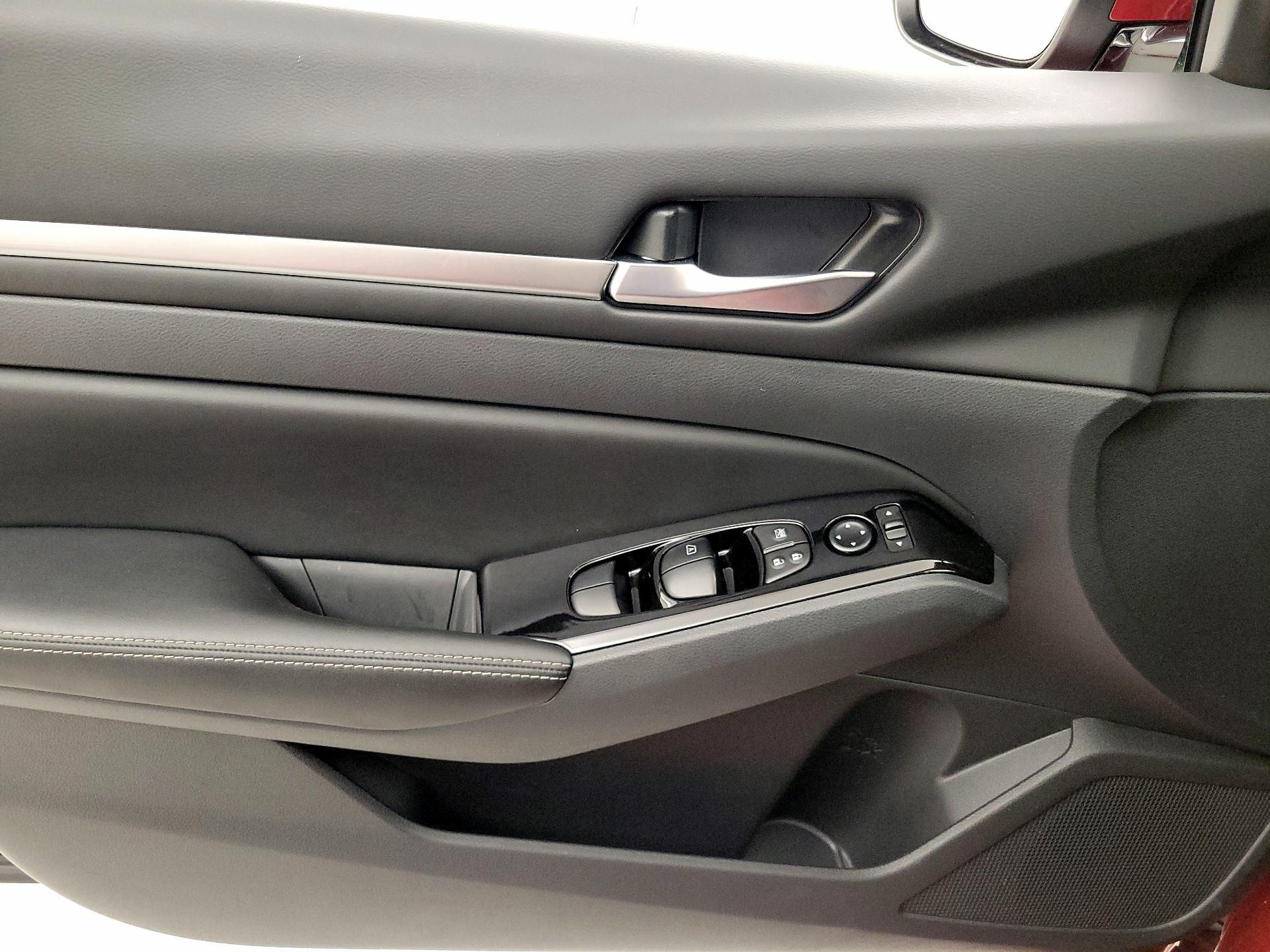 Thumbnail: 2025 Nissan Altima - 12