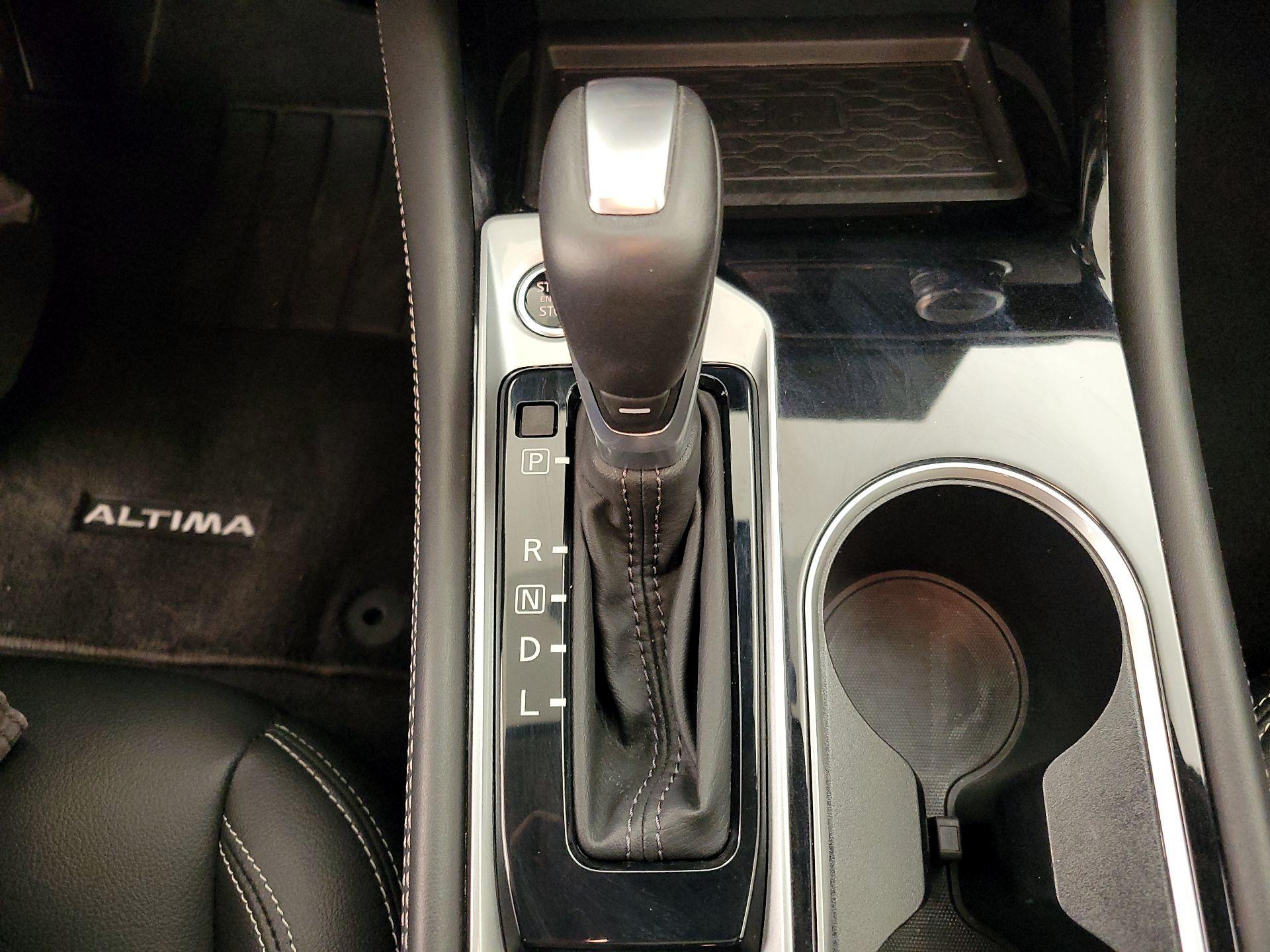 Thumbnail: 2025 Nissan Altima - 18