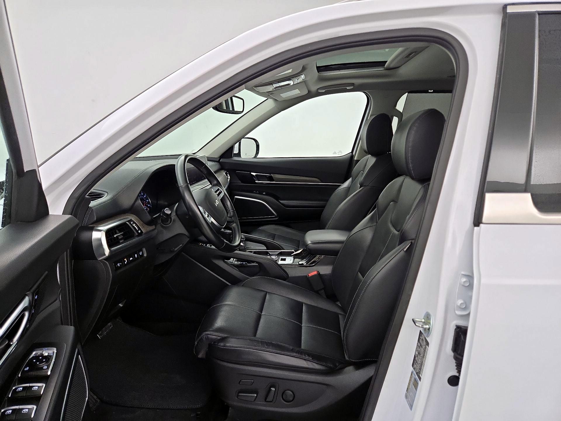 Thumbnail: 2022 Kia Telluride - 11