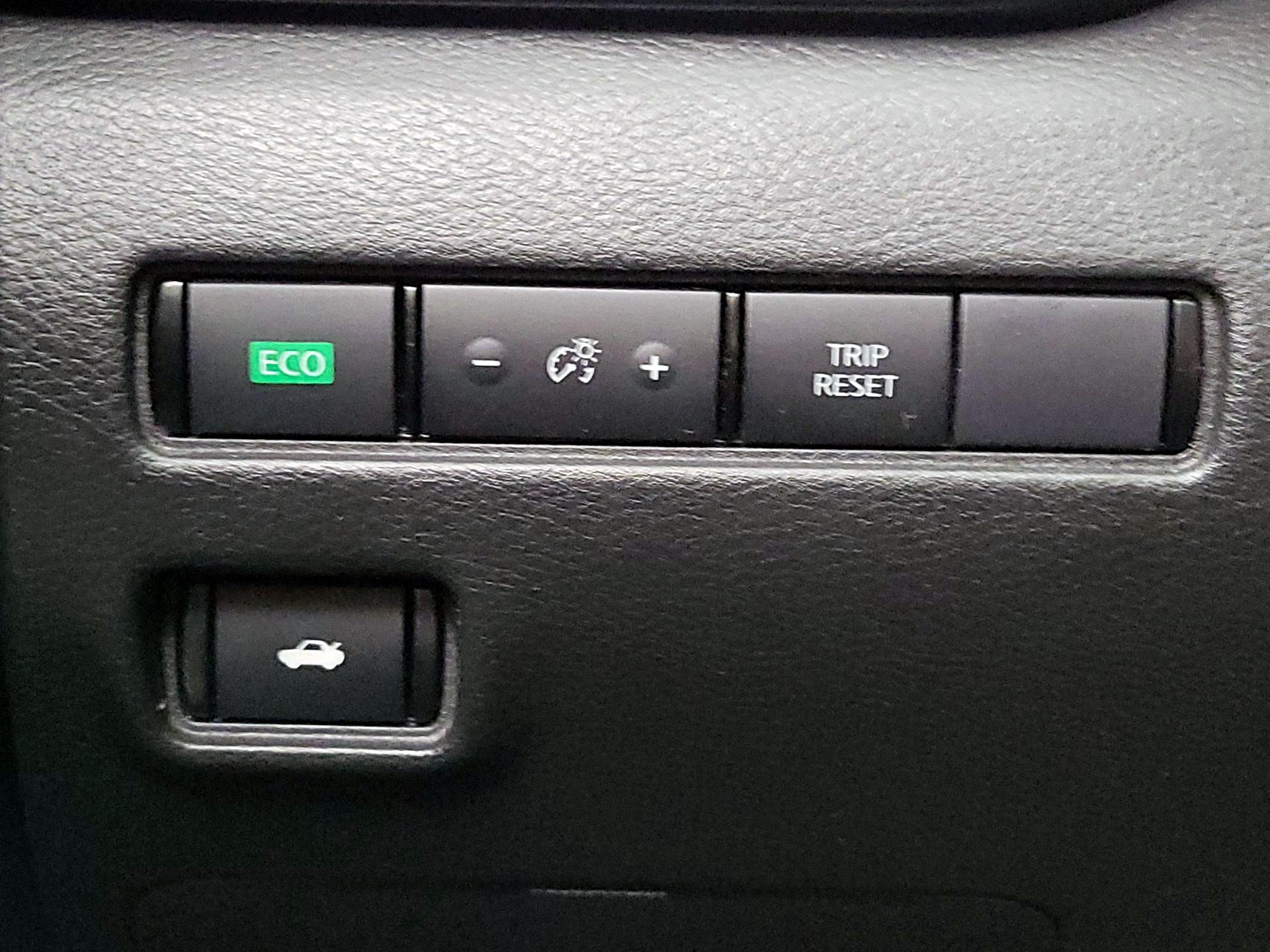 Thumbnail: 2024 Nissan Sentra - 11