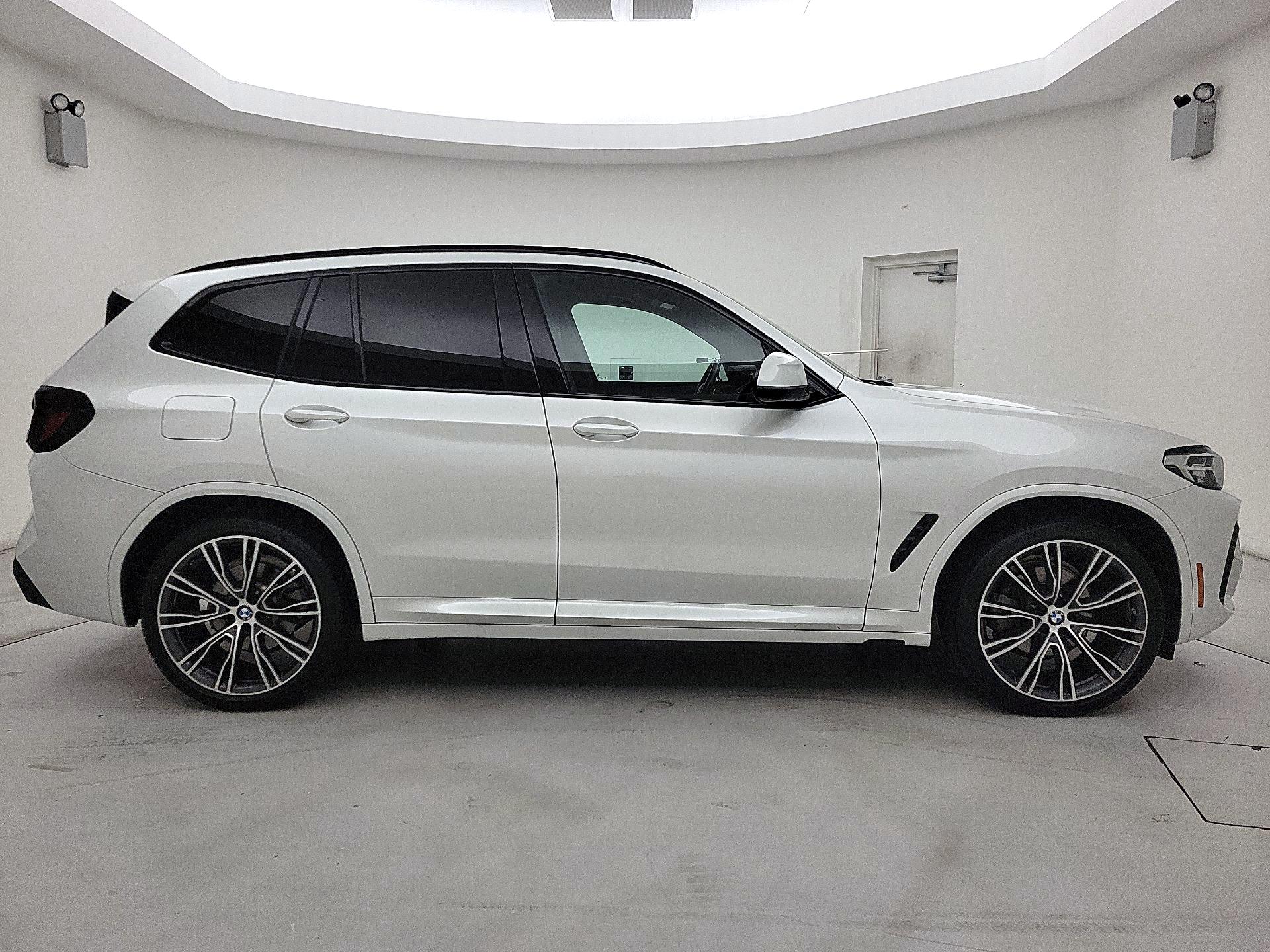 Thumbnail: 2023 BMW X3 - 4