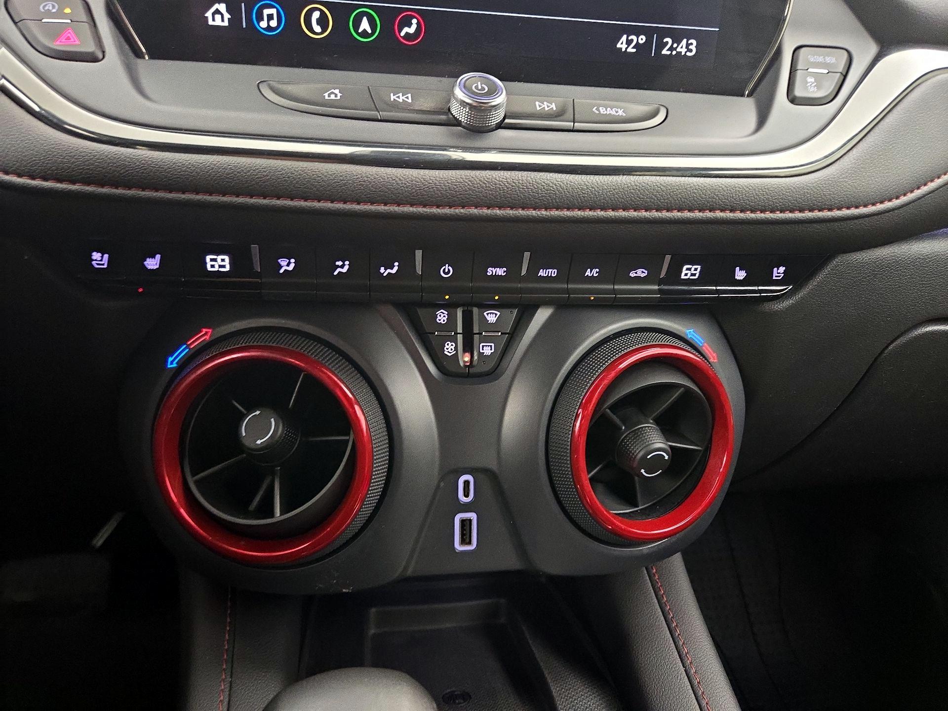 Thumbnail: 2023 Chevrolet Blazer - 16