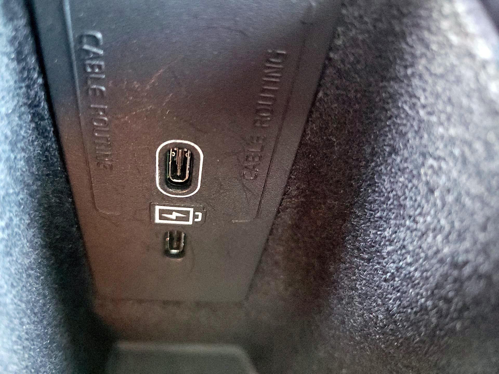 Thumbnail: 2023 Volvo XC60 - 17