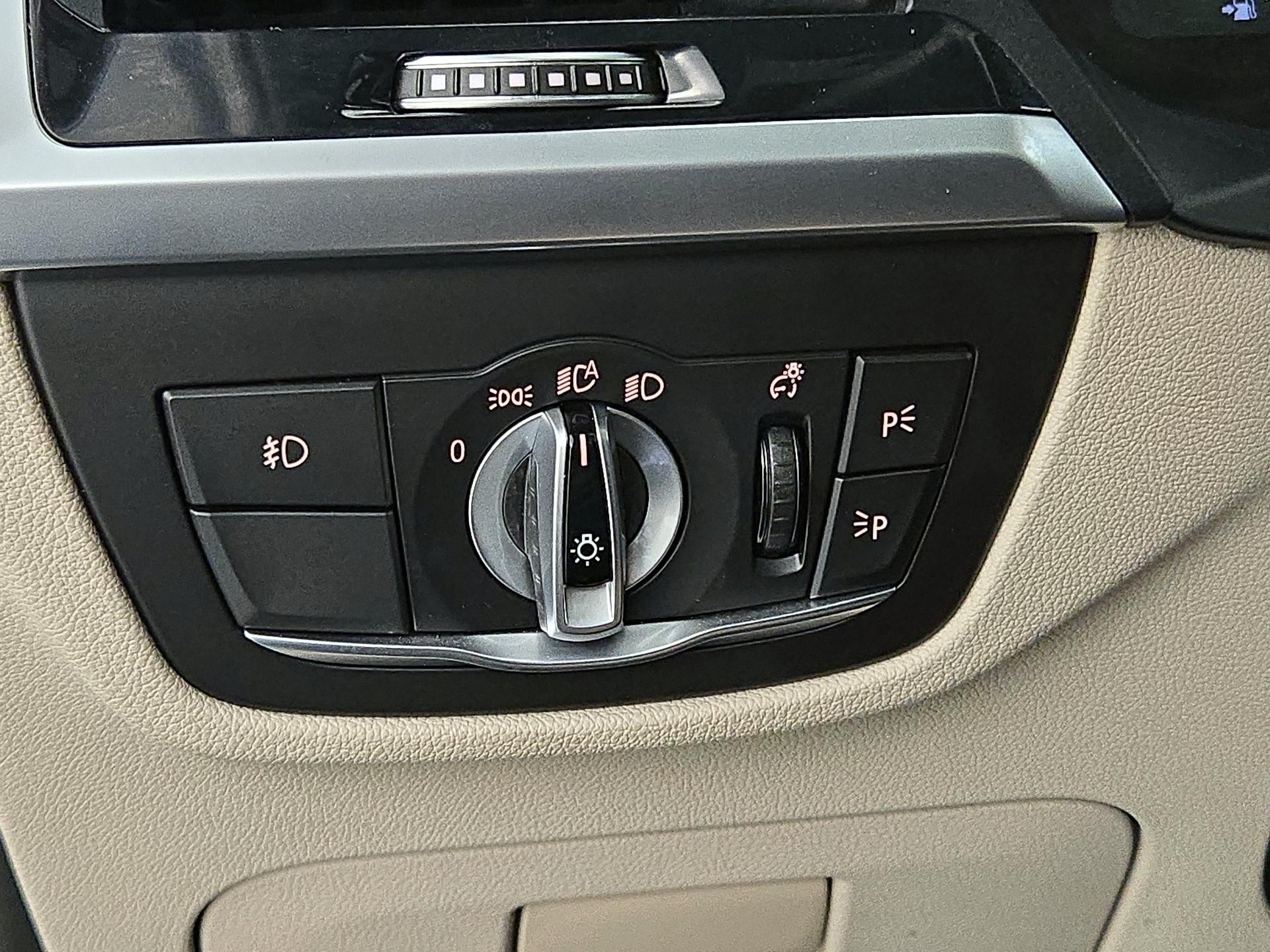 Thumbnail: 2021 BMW X3 - 13