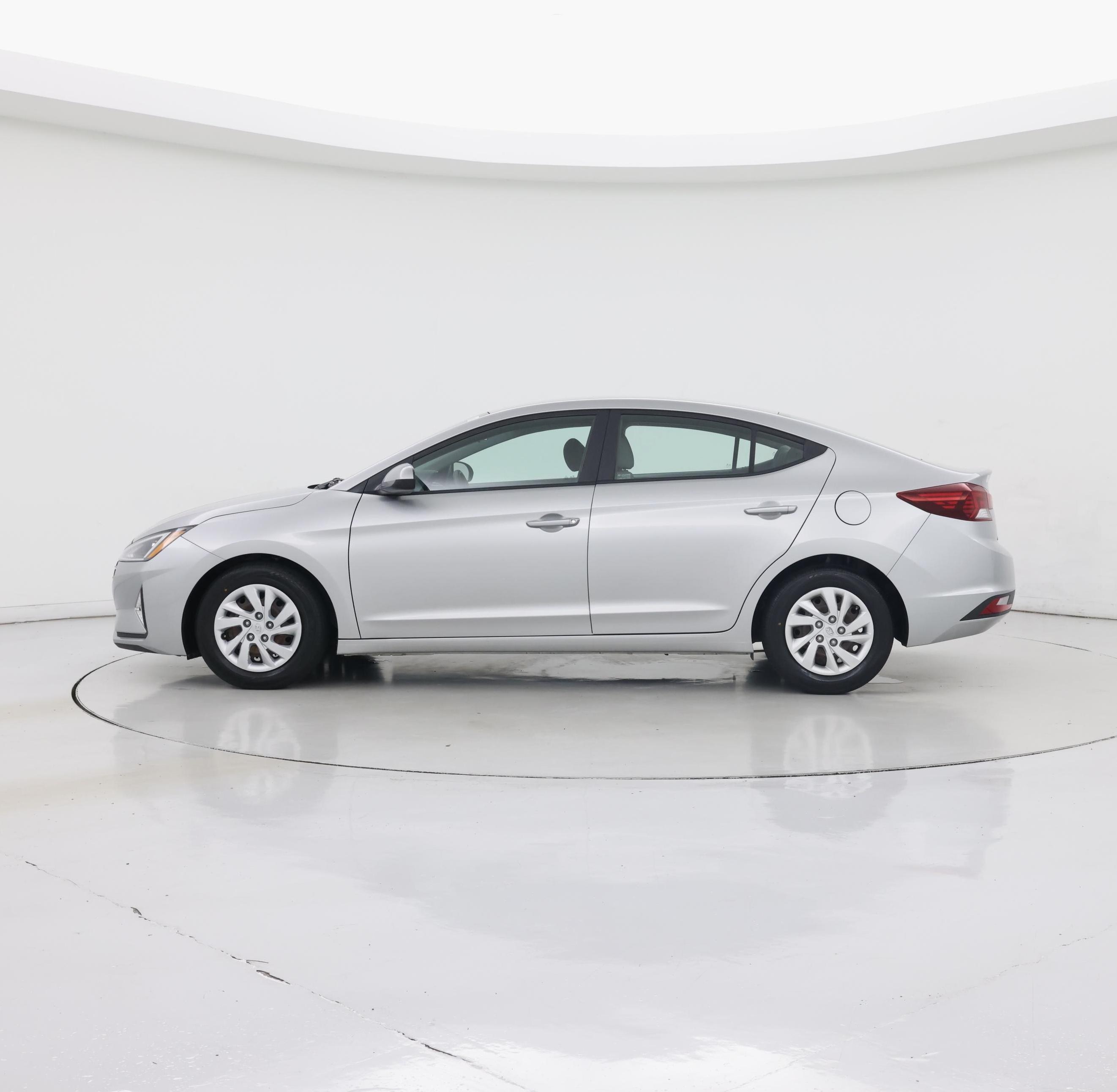 Thumbnail: 2020 Hyundai Elantra - 3