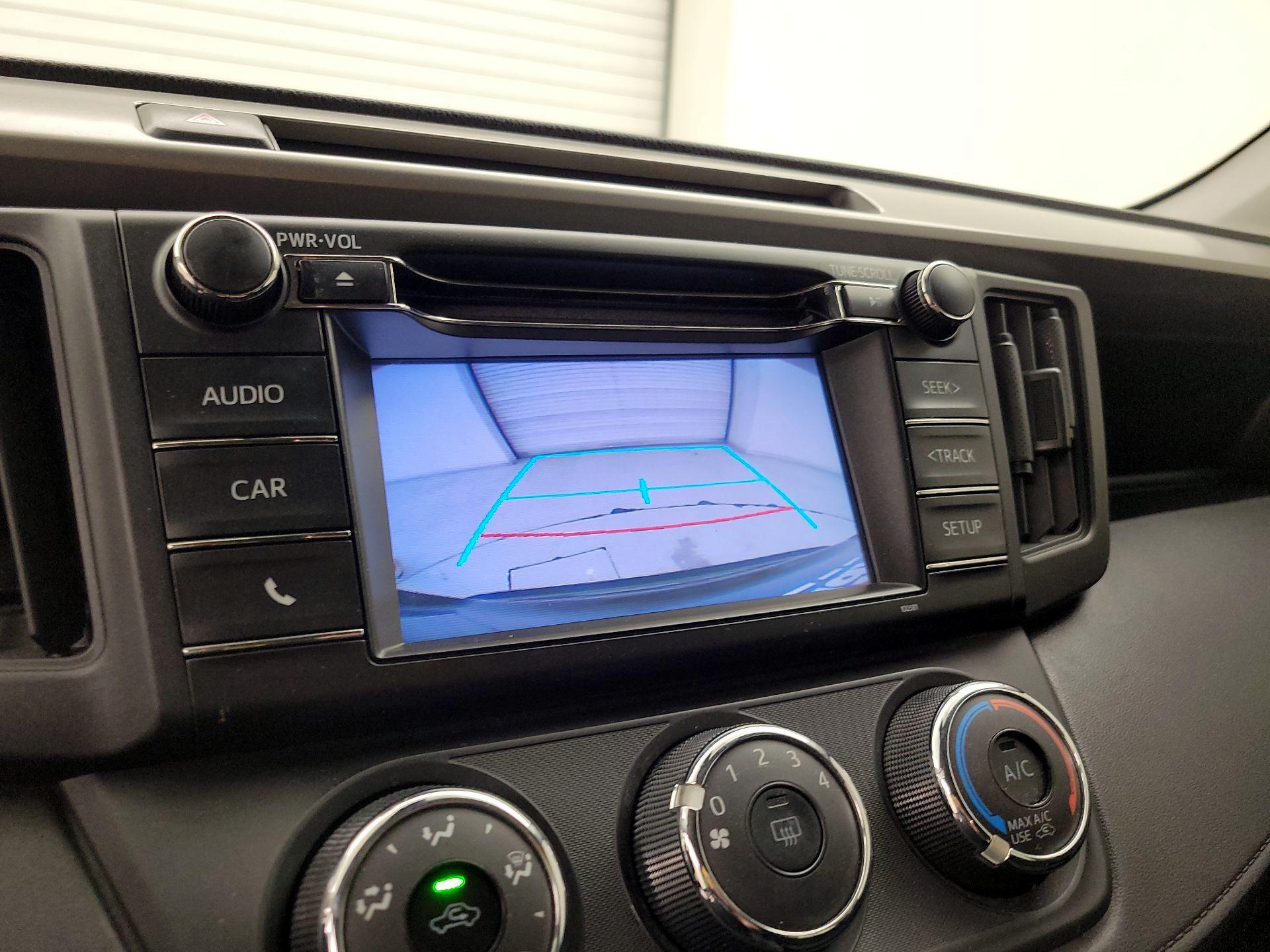 Thumbnail: 2018 Toyota RAV4 - 14