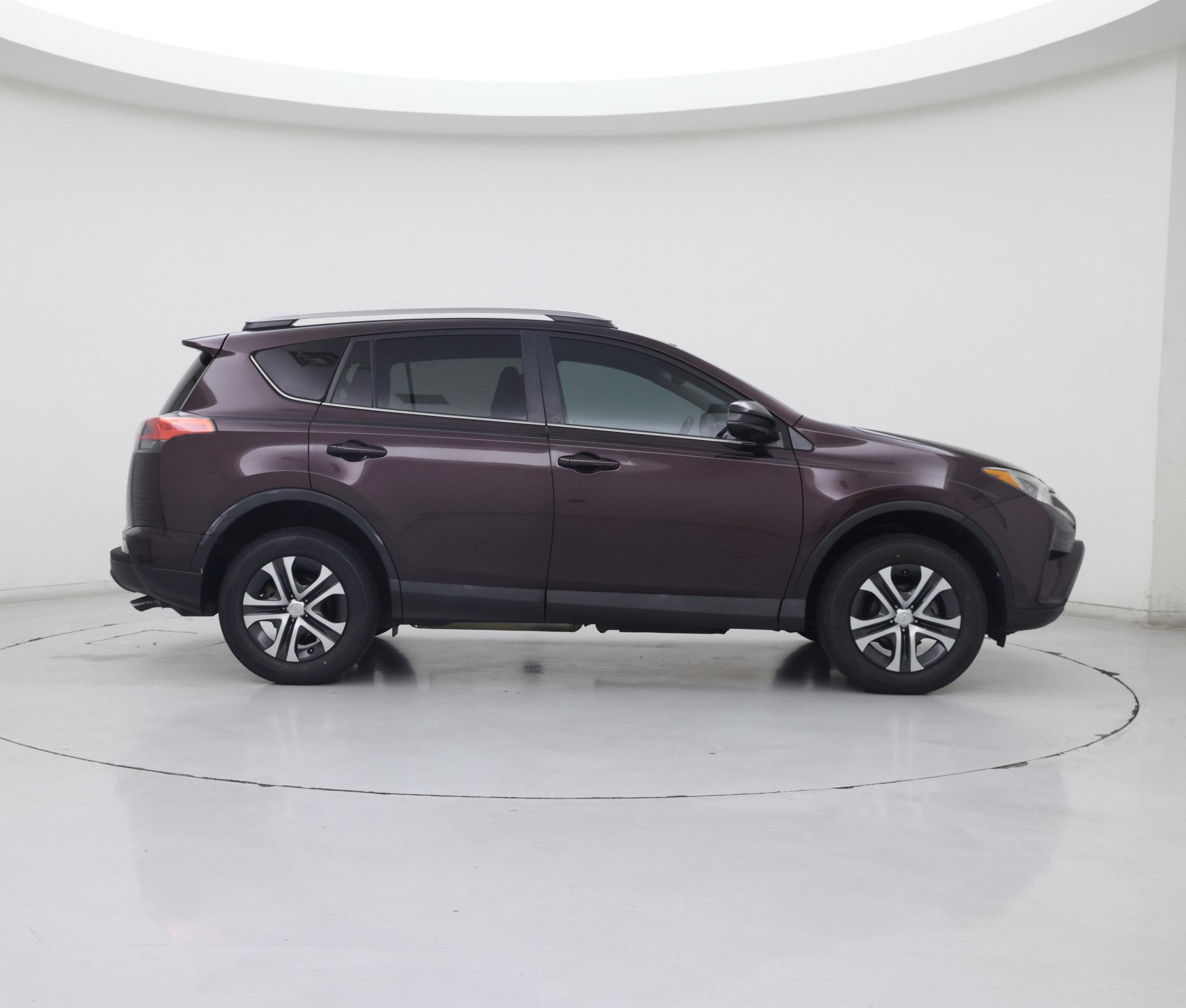 Thumbnail: 2018 Toyota RAV4 - 7