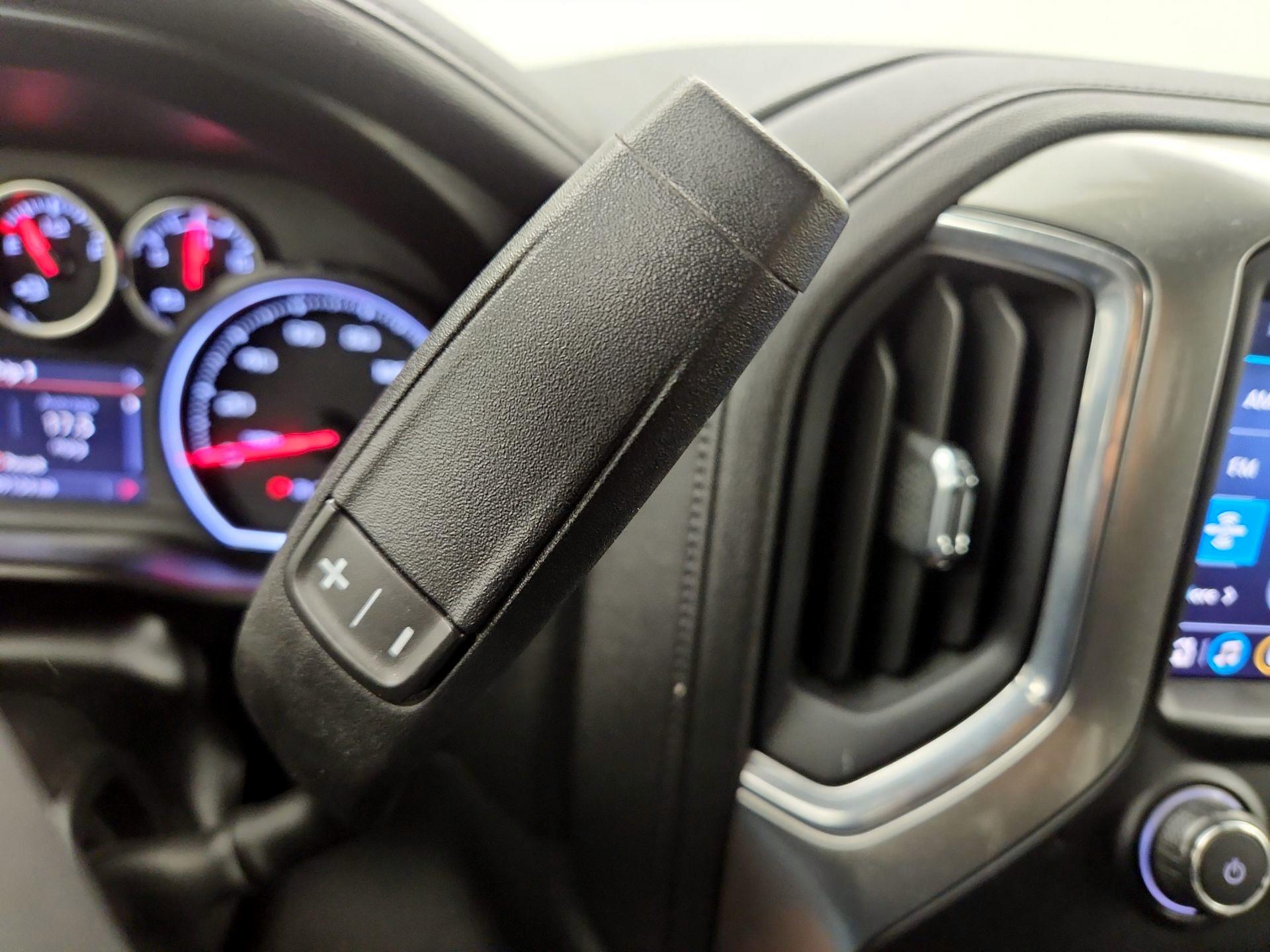 Thumbnail: 2021 Chevrolet Silverado 1500 - 18