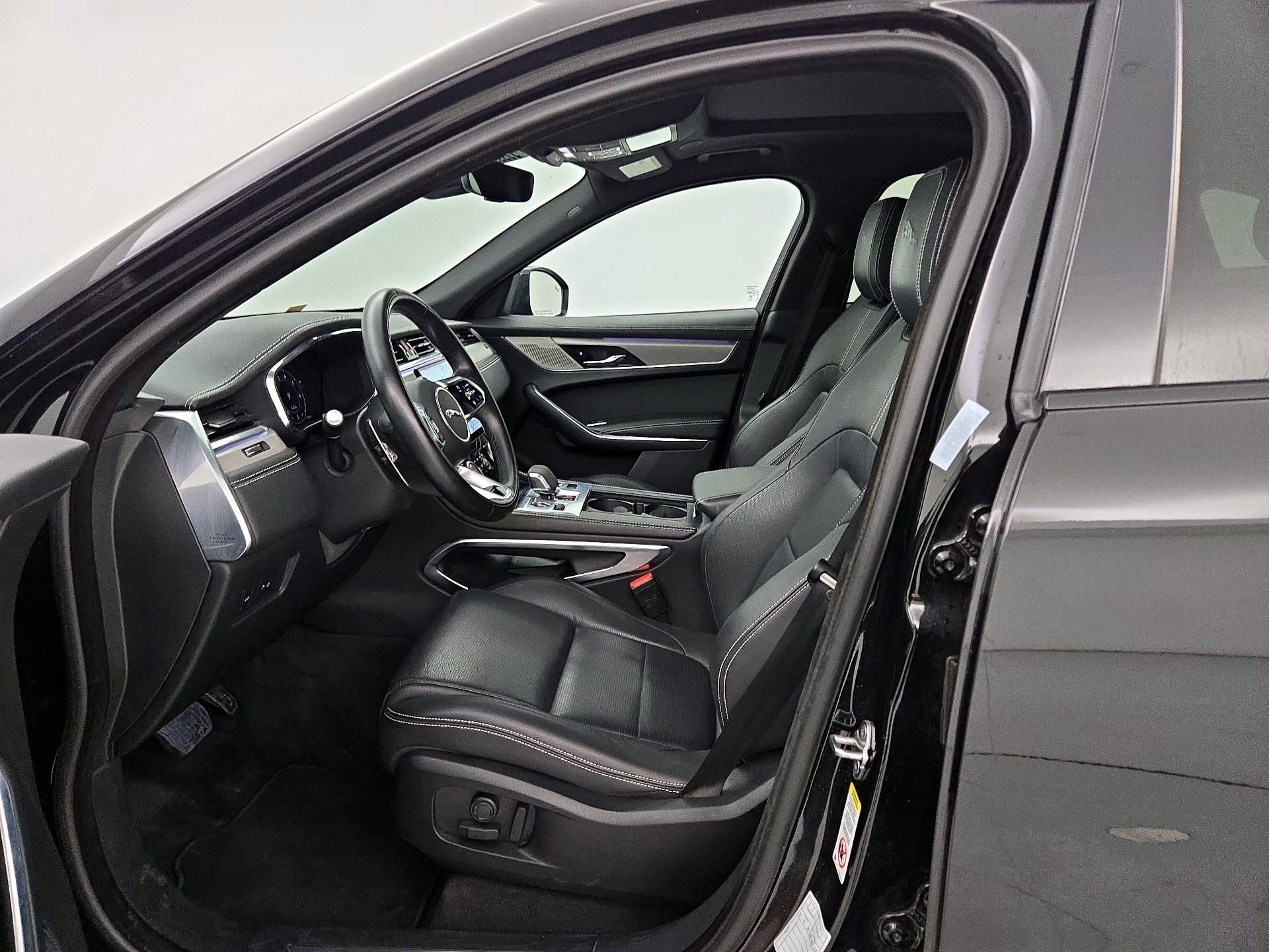 Thumbnail: 2024 Jaguar F-Pace - 11