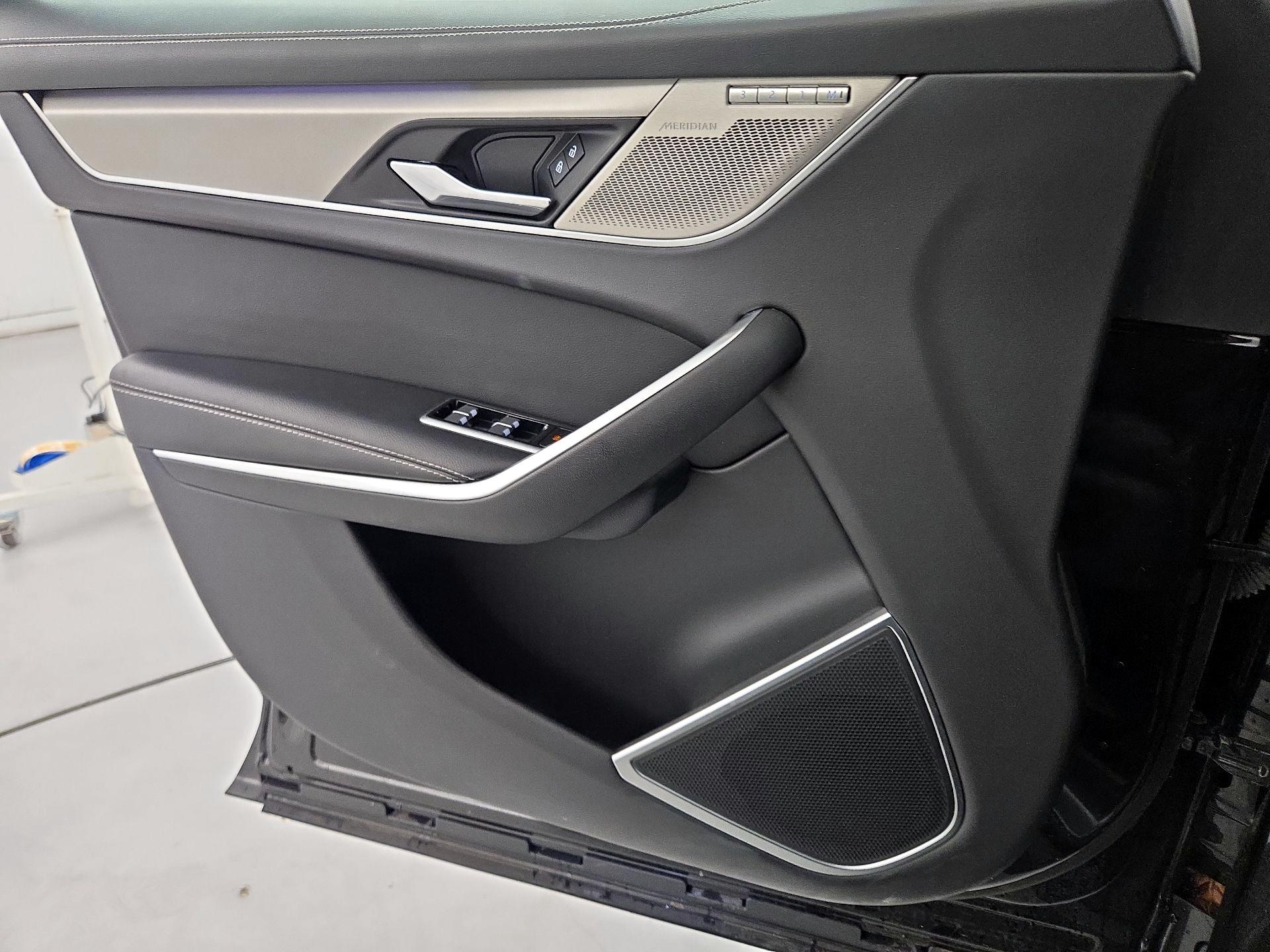 Thumbnail: 2024 Jaguar F-Pace - 12