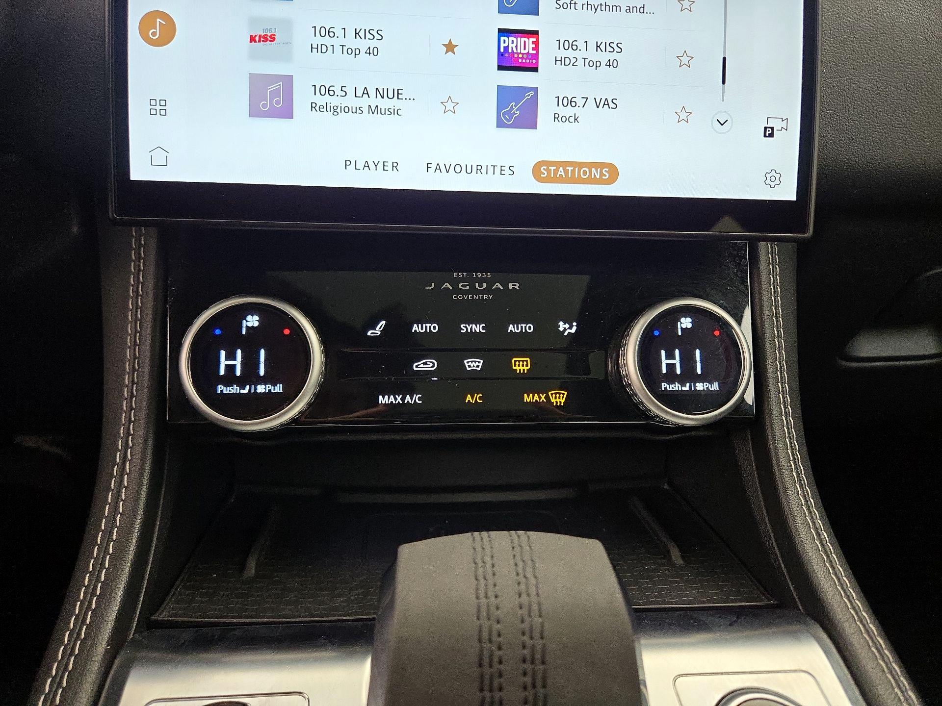 Thumbnail: 2024 Jaguar F-Pace - 17