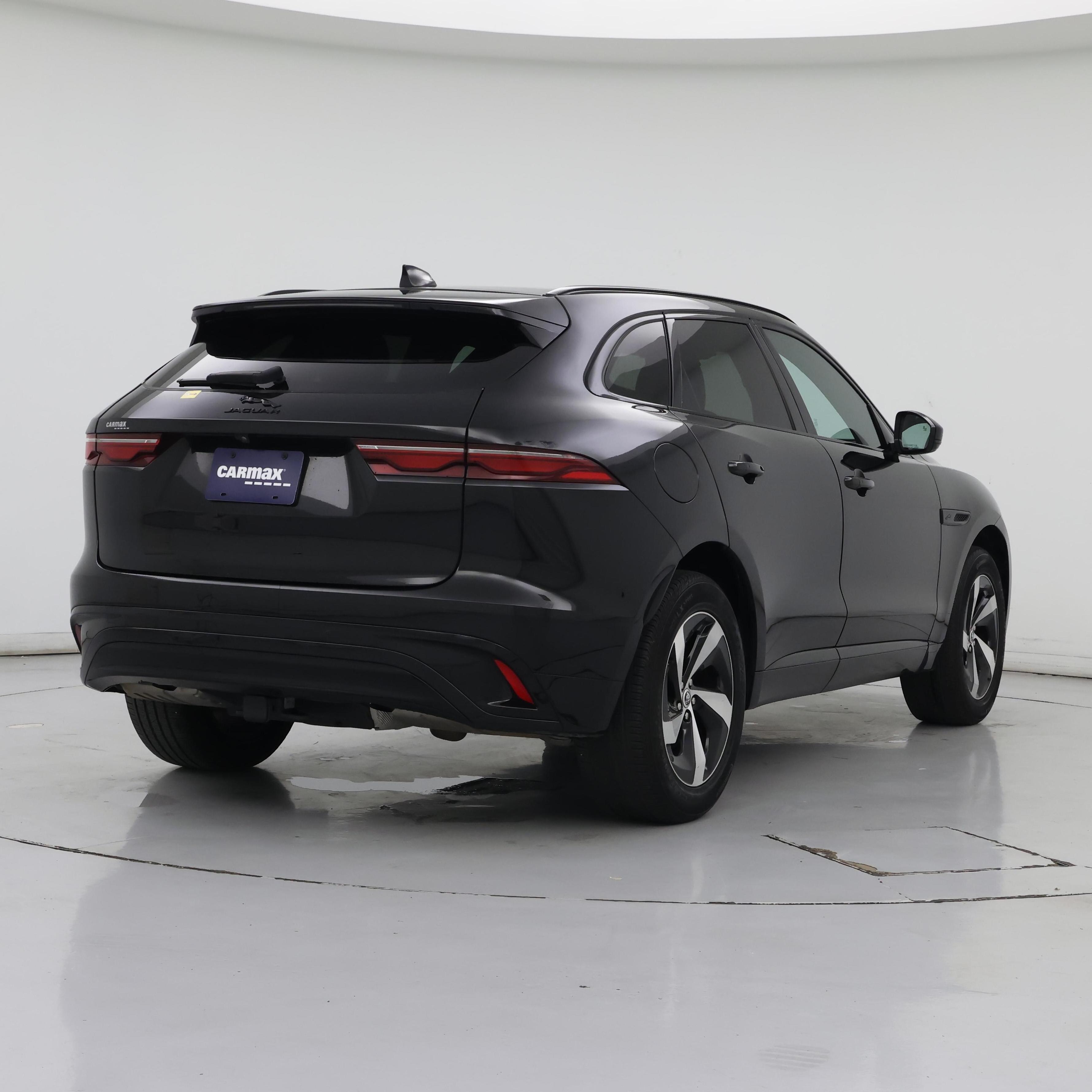 Thumbnail: 2024 Jaguar F-Pace - 8