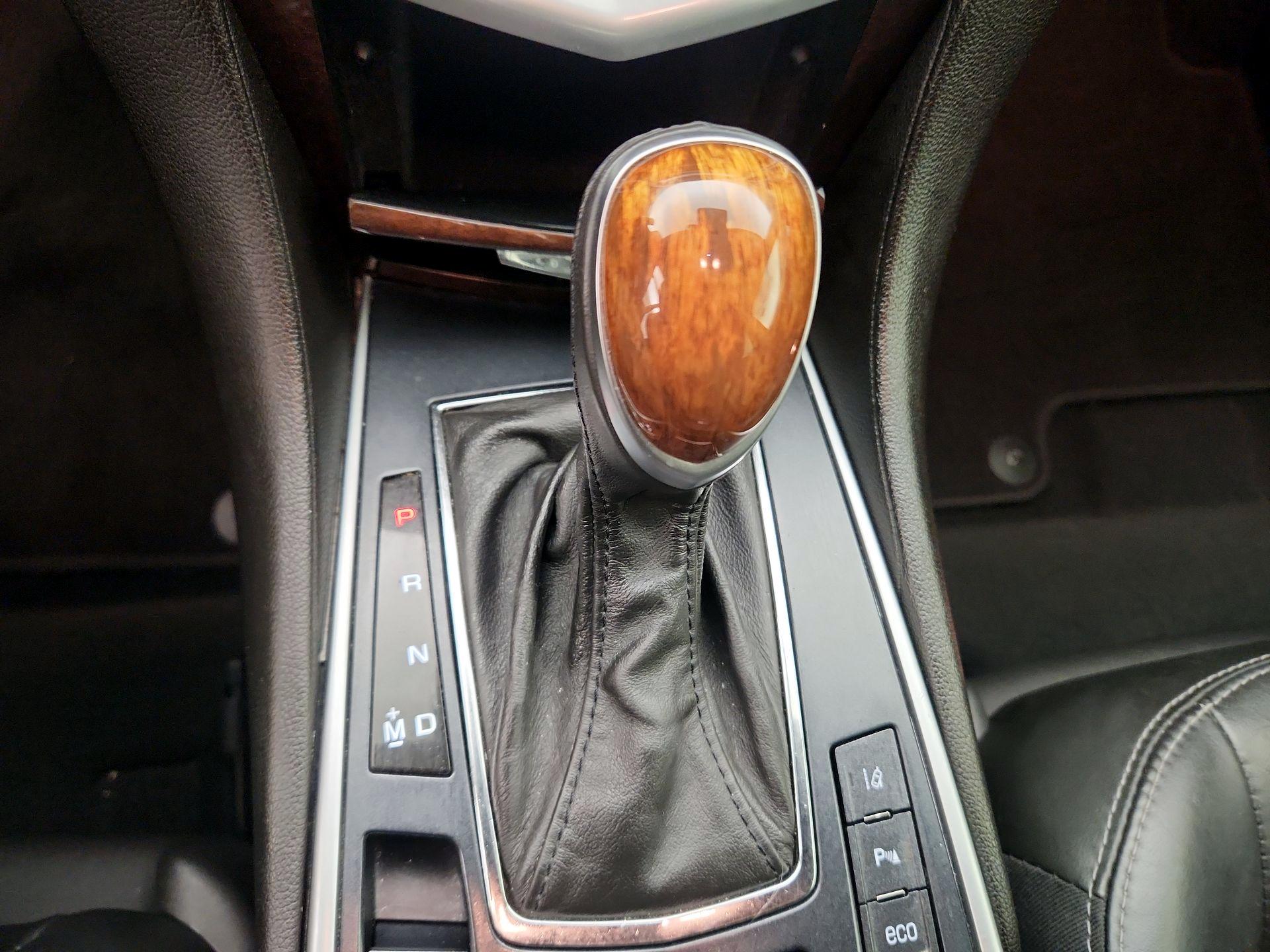 Thumbnail: 2016 Cadillac SRX - 17