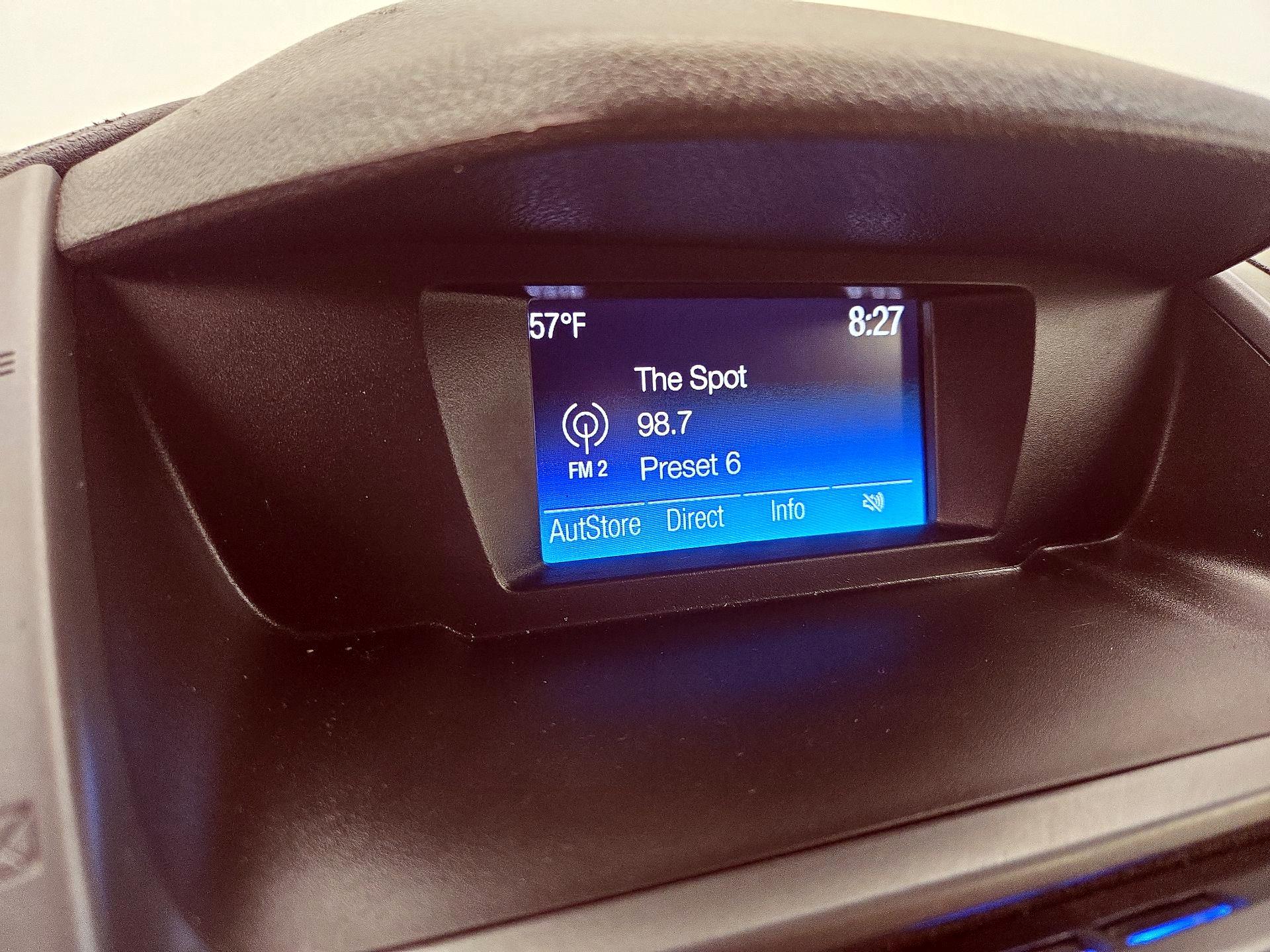 Thumbnail: 2017 Ford Transit Series - 15