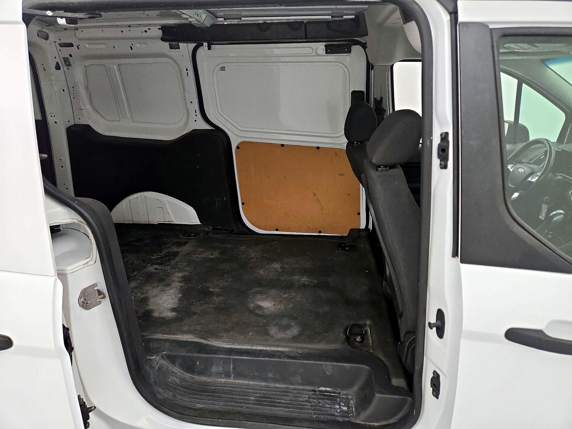 Thumbnail: 2017 Ford Transit Series - 18