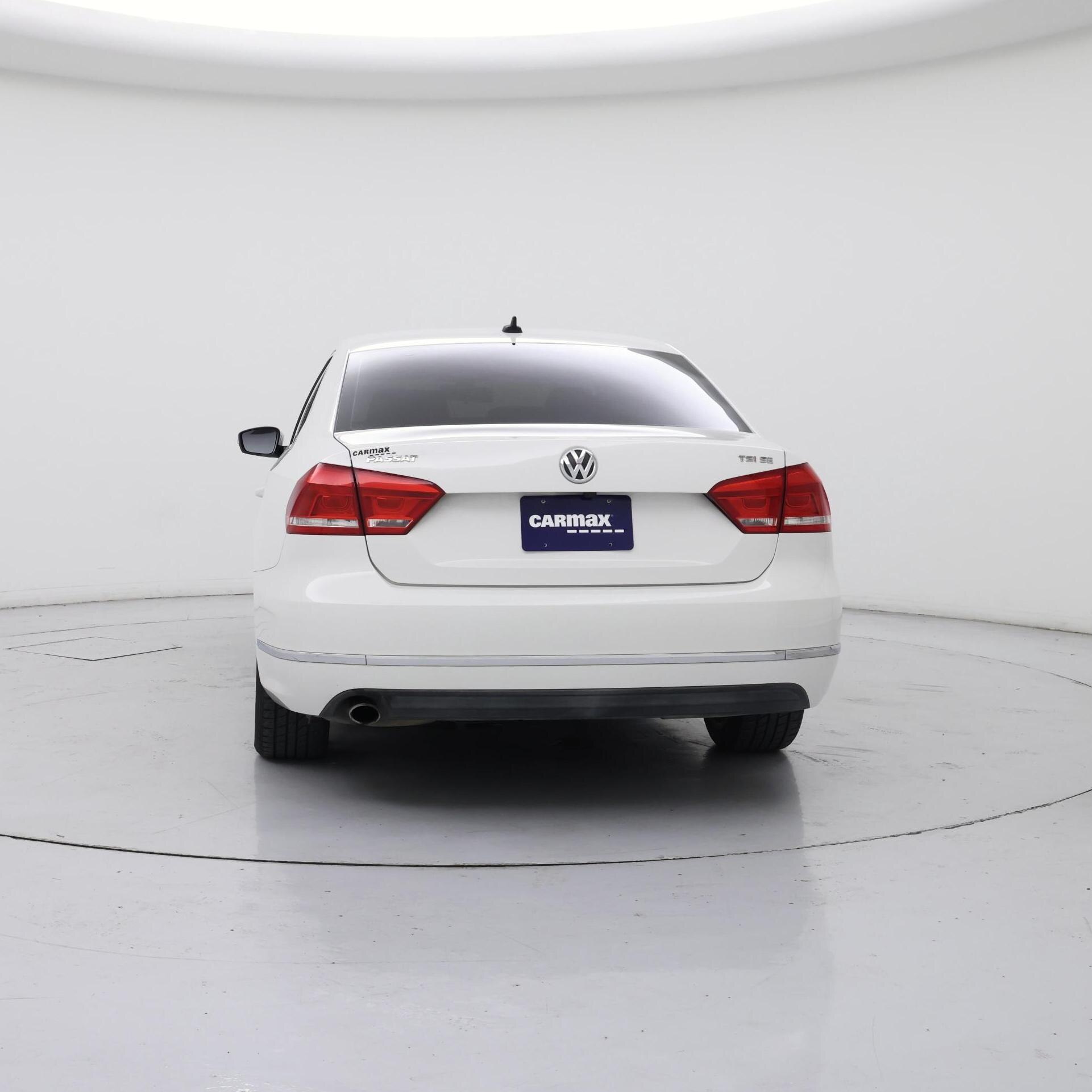 Thumbnail: 2015 Volkswagen Passat - 6