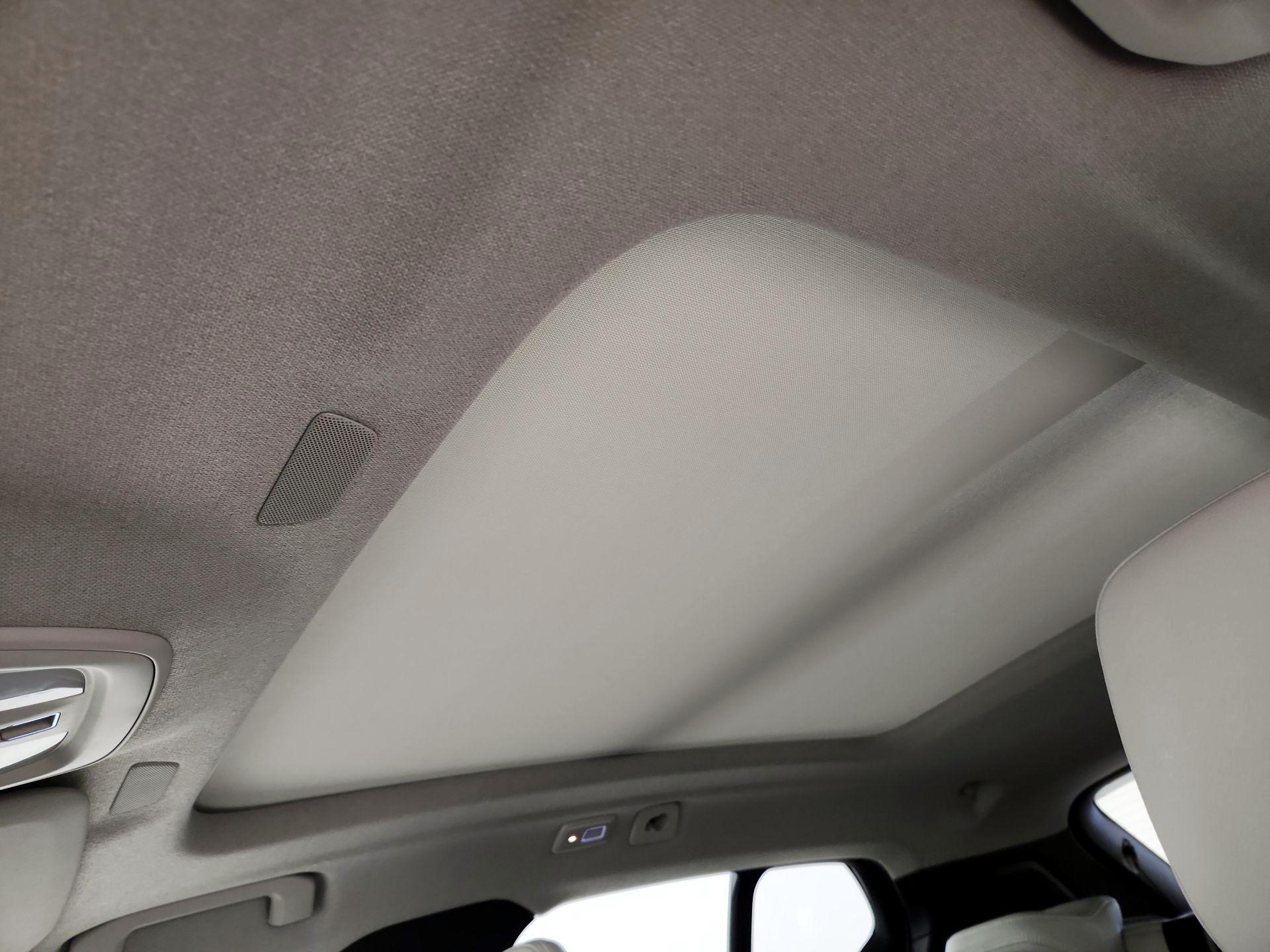 Thumbnail: 2023 Volvo XC40 - 20