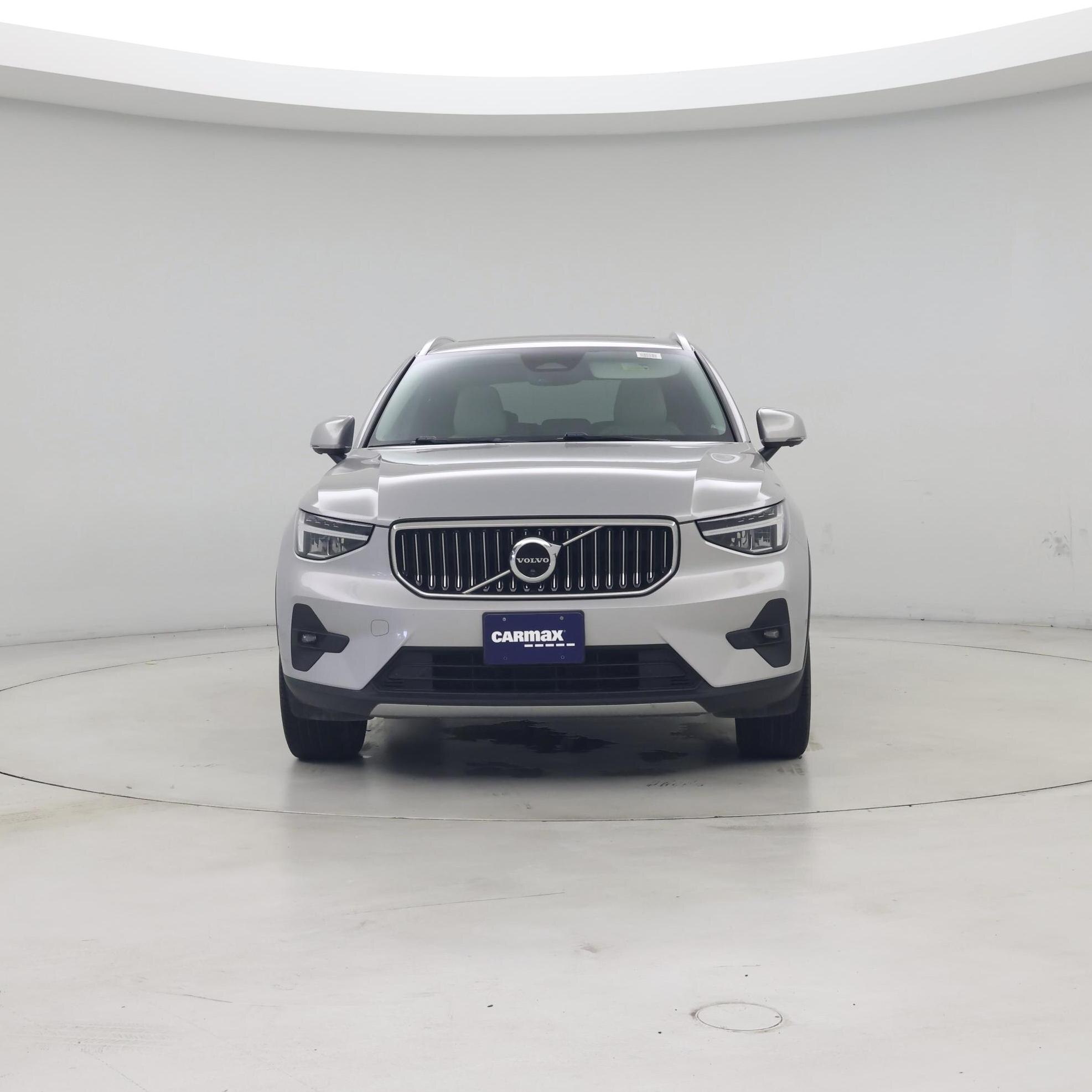 Thumbnail: 2023 Volvo XC40 - 5