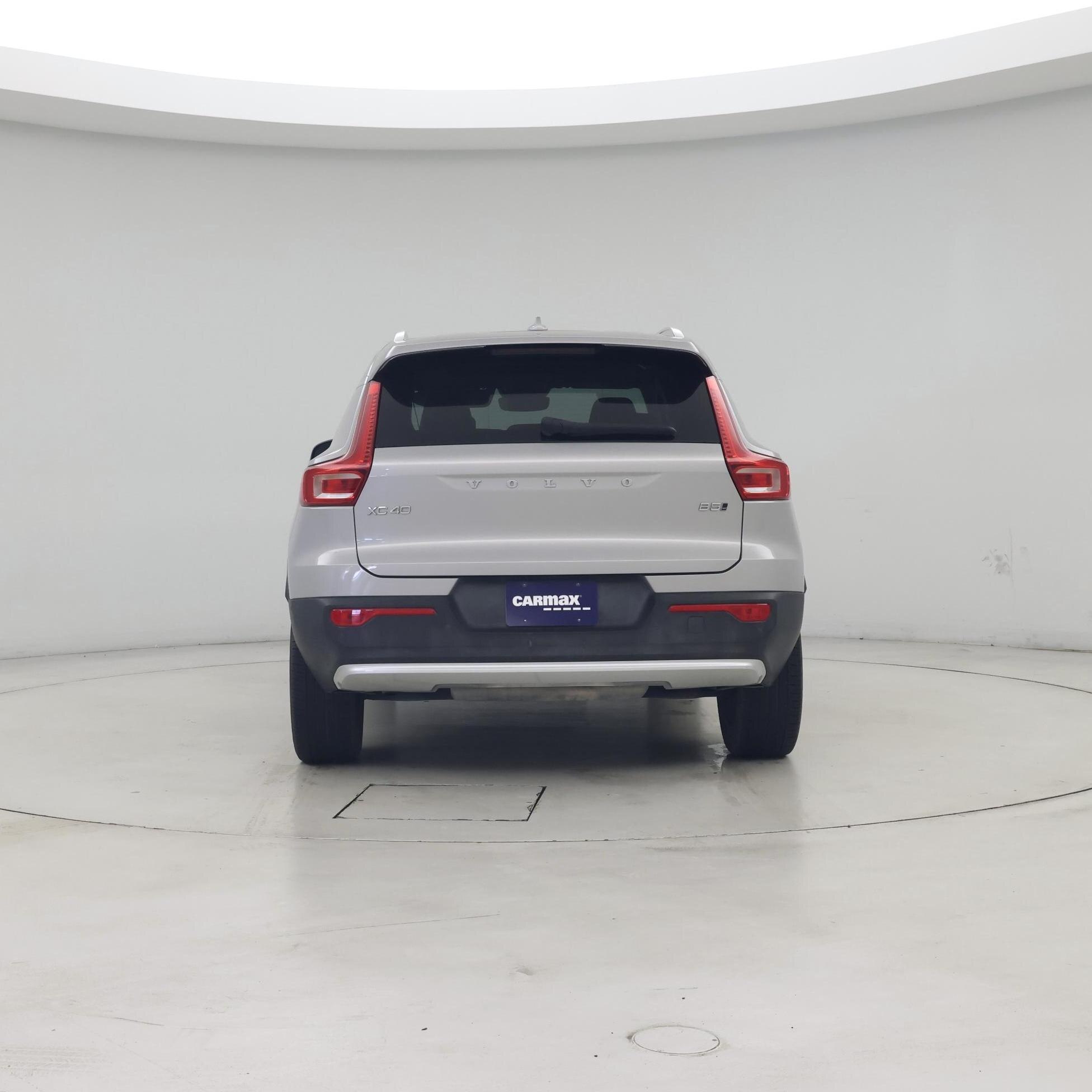 Thumbnail: 2023 Volvo XC40 - 6