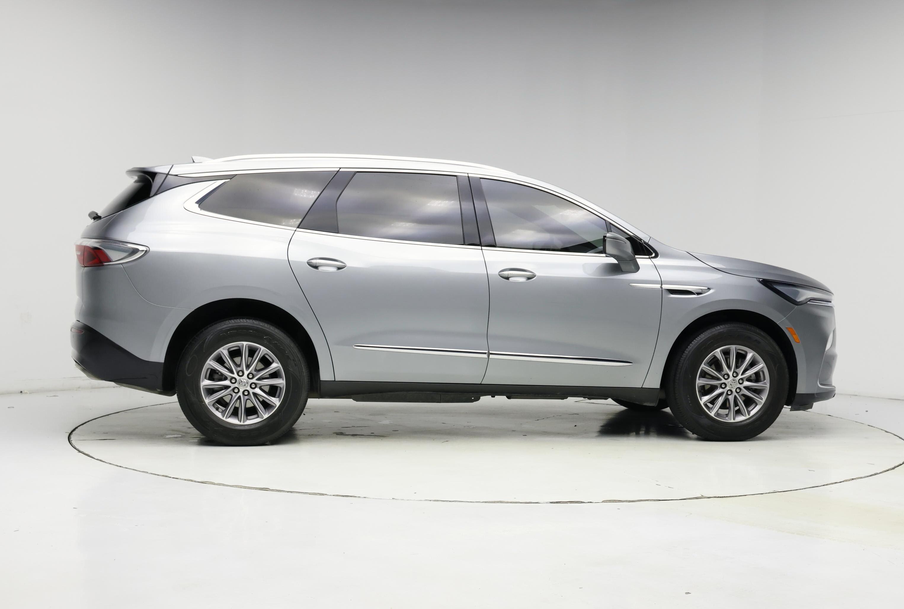 Thumbnail: 2023 Buick Enclave - 7