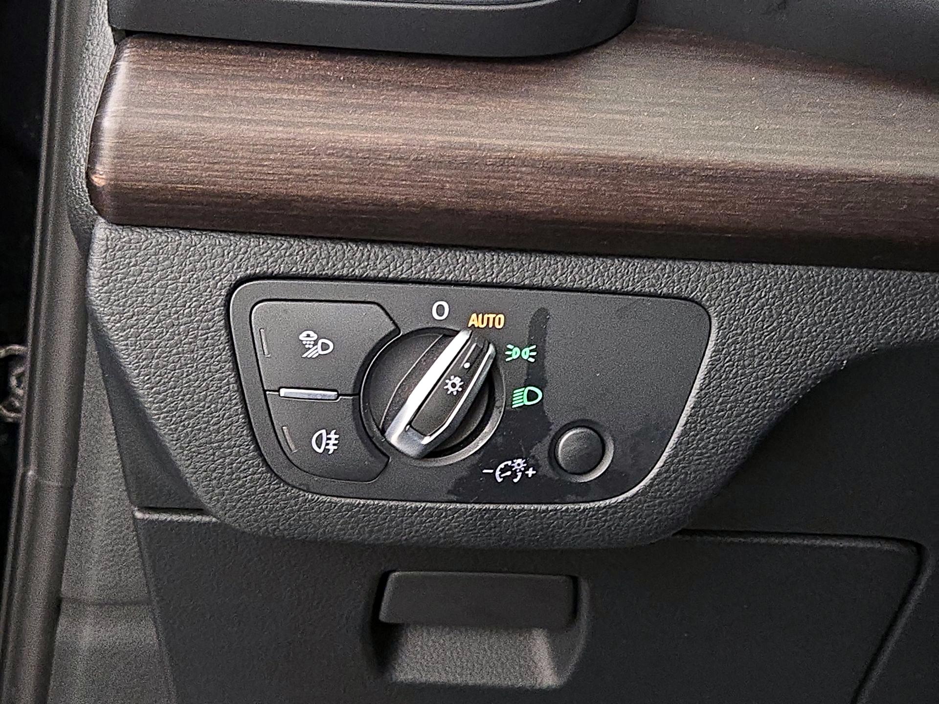 Thumbnail: 2023 Audi Q5 - 13