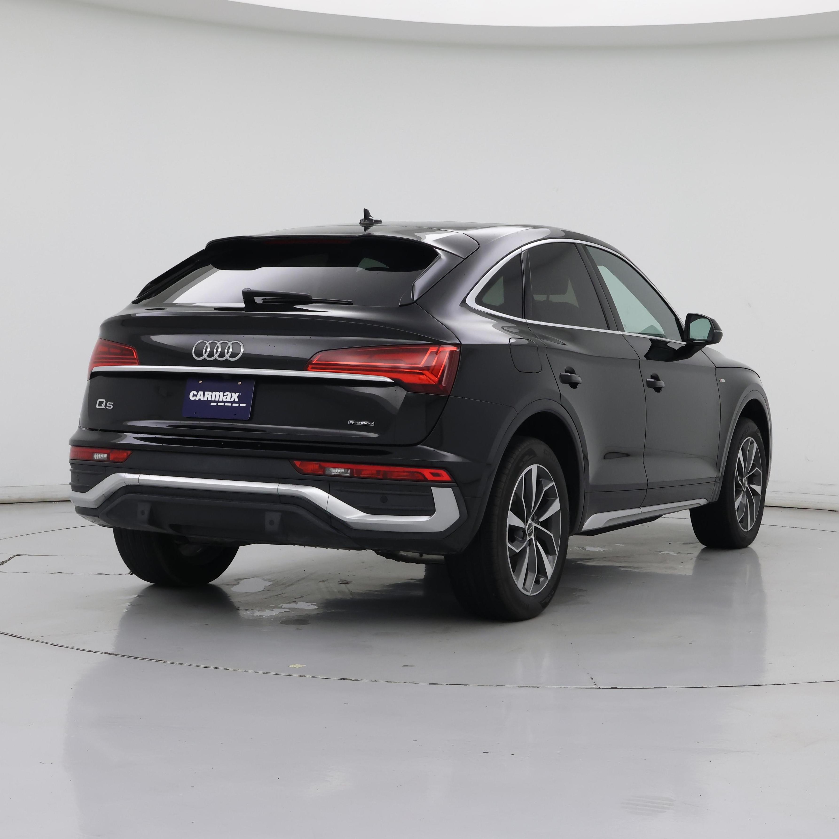 Thumbnail: 2023 Audi Q5 - 8