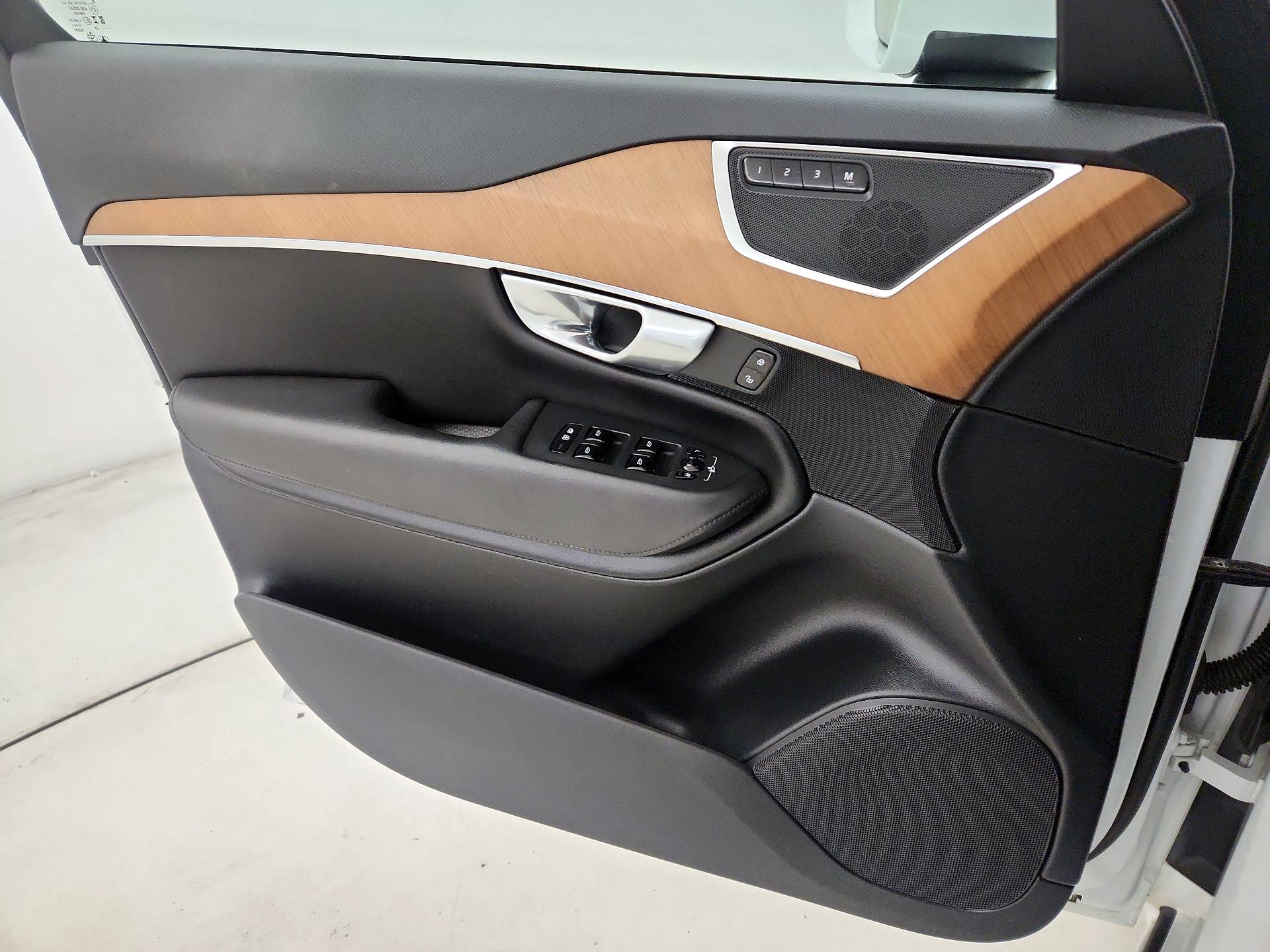 Thumbnail: 2024 Volvo XC90 - 12