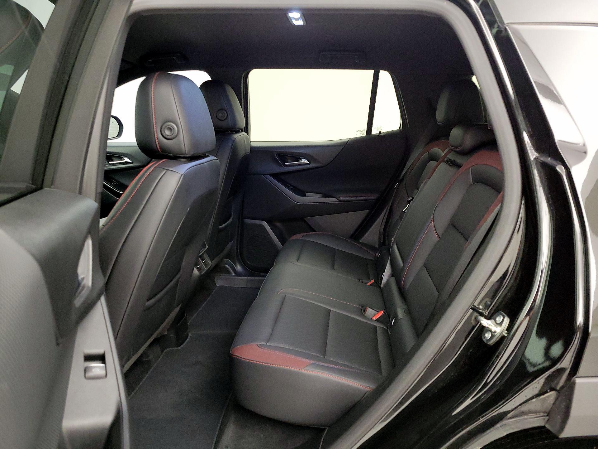 Thumbnail: 2025 Chevrolet Equinox - 18