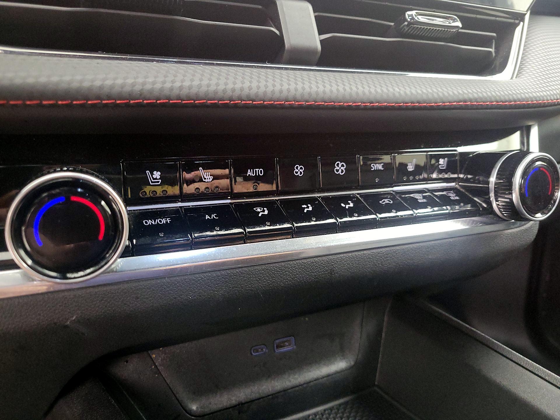 Thumbnail: 2025 Chevrolet Equinox - 15